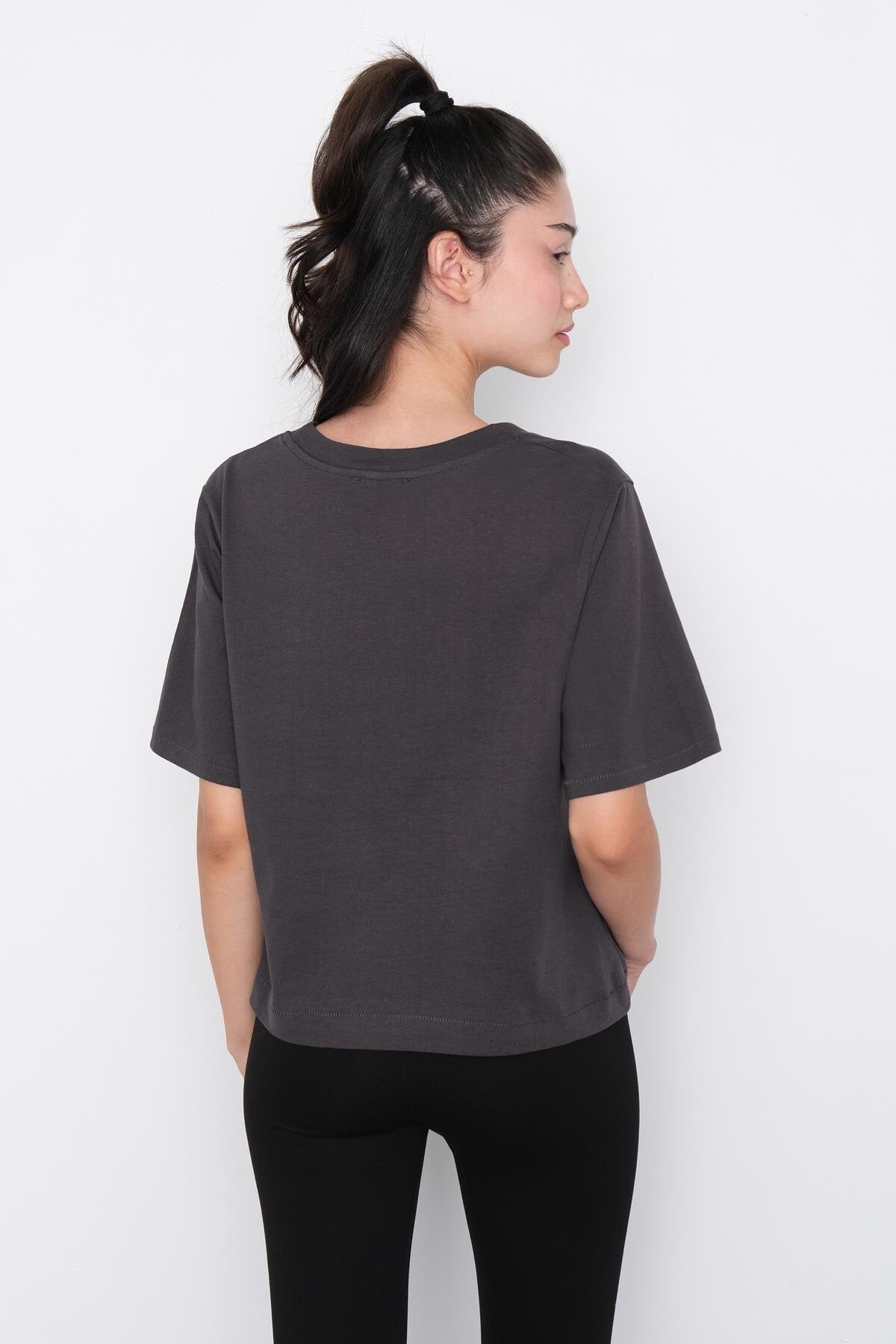 Charcoal_Crew-Neck-Basic-T-shirt-addax
