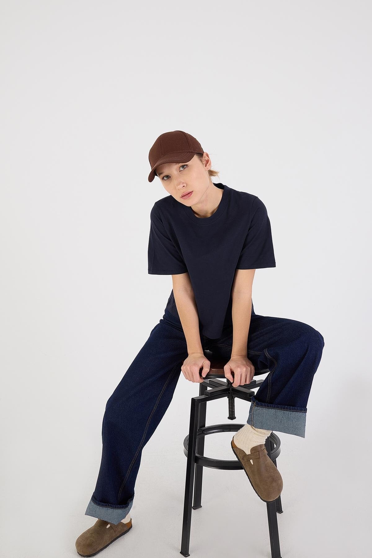 Night-Blue_Crew-Neck-Basic-T-shirt-addax