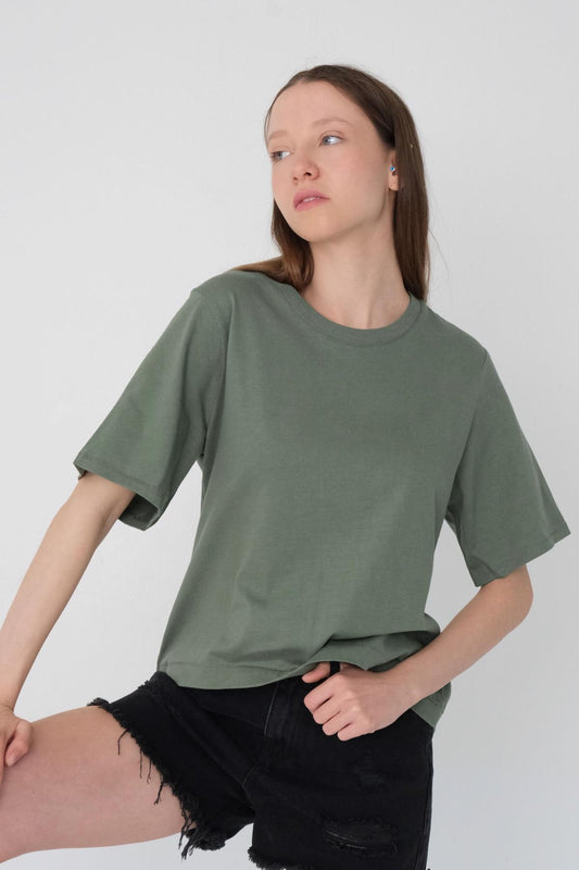 Oil-Green_Crew-Neck-Basic-T-shirt-addax