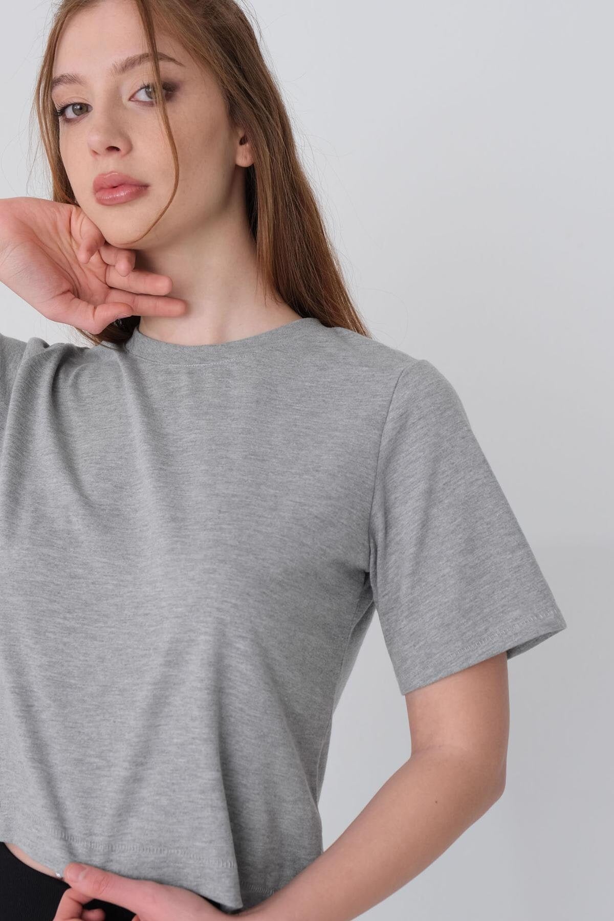 Grey-Melange_Crew-Neck-Basic-T-shirt-addax