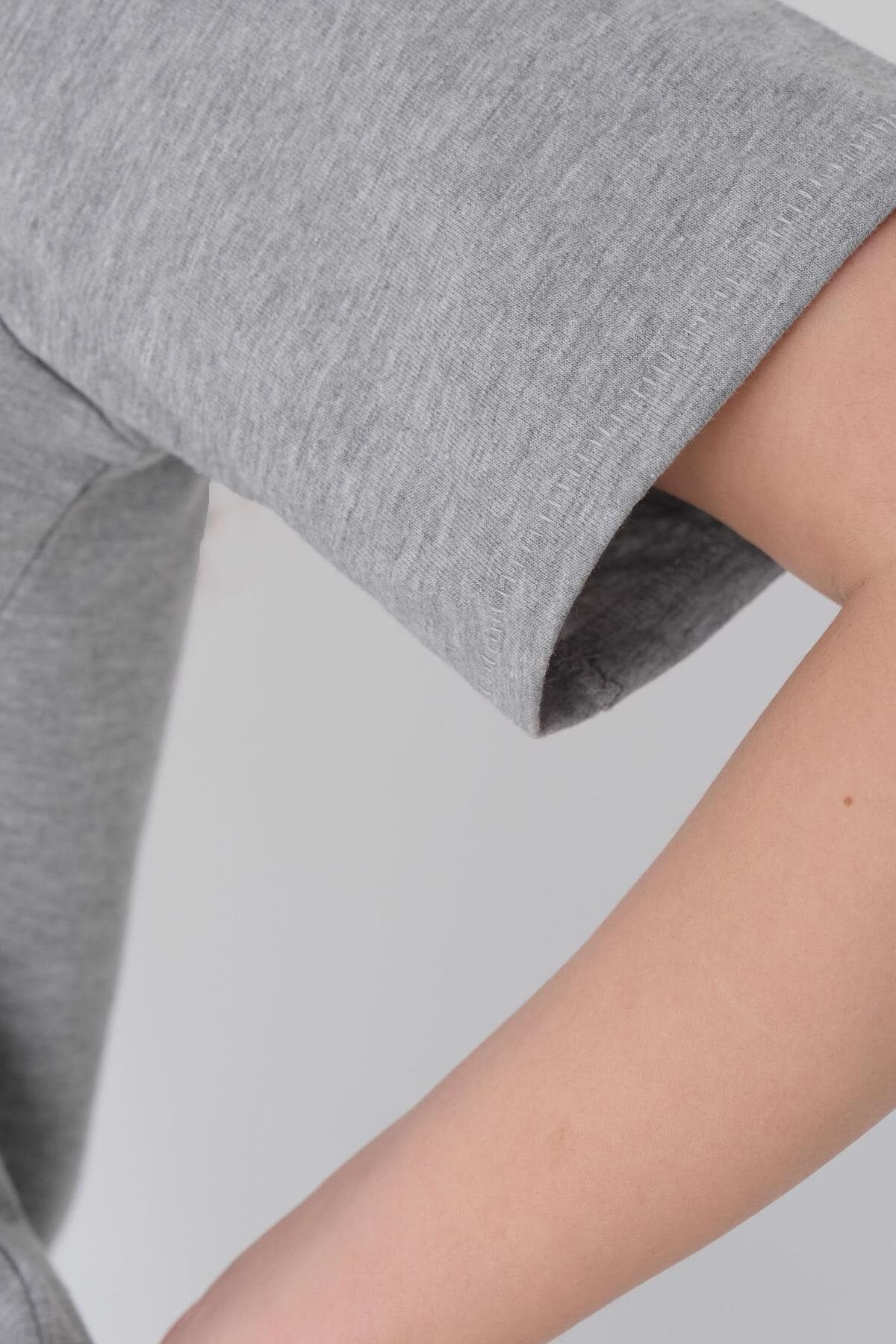 Grey-Melange_Crew-Neck-Basic-T-shirt-addax