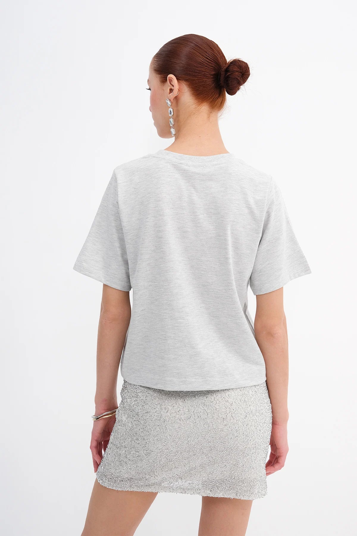 Snow-Melange_Crew-Neck-Basic-T-shirt-addax