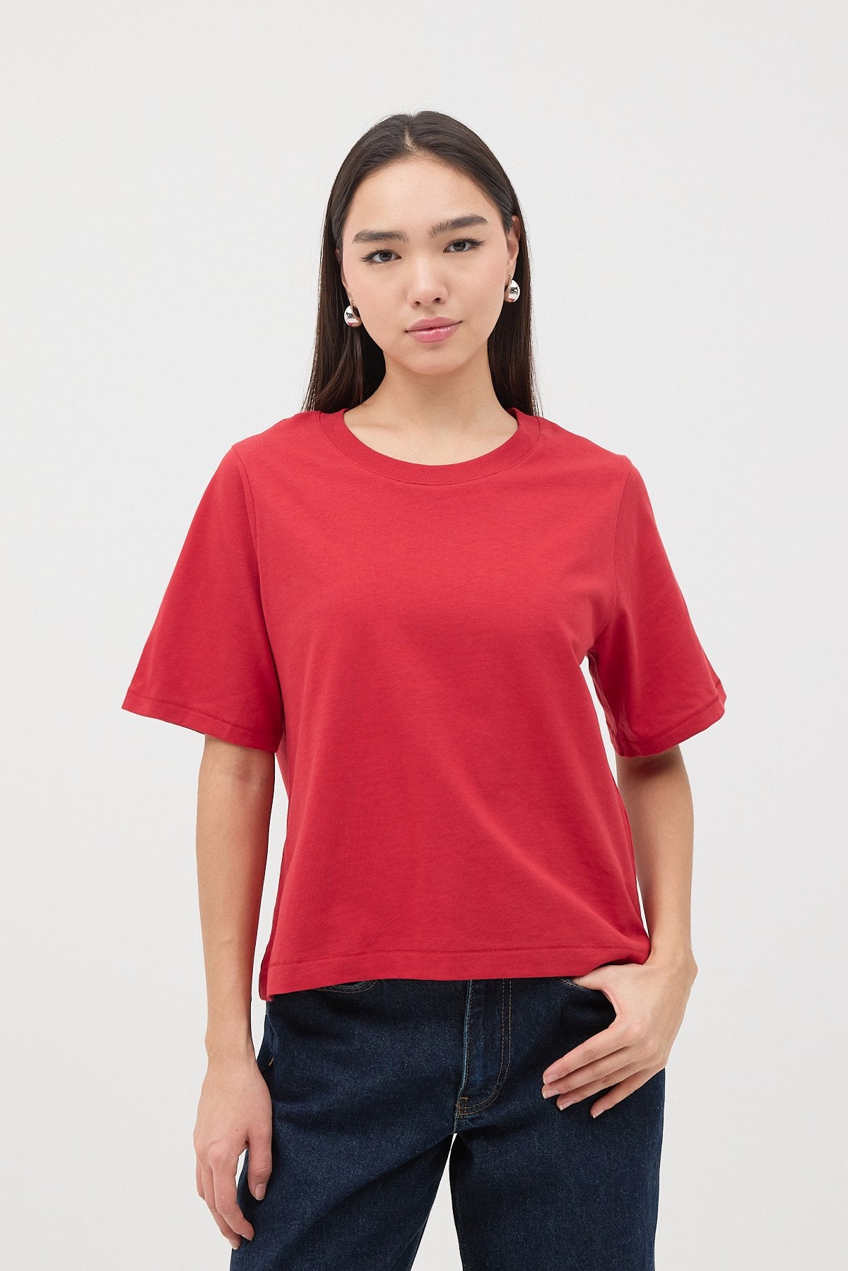 Bright-Red_Crew-Neck-Basic-T-shirt-addax