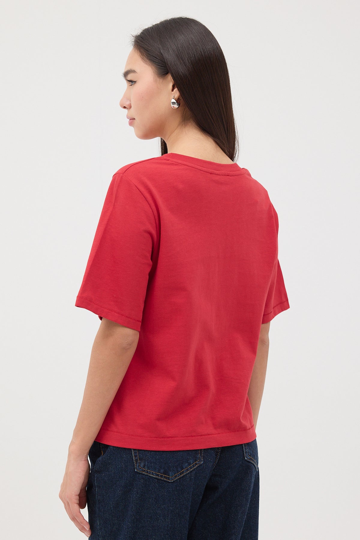 Bright-Red_Crew-Neck-Basic-T-shirt-addax