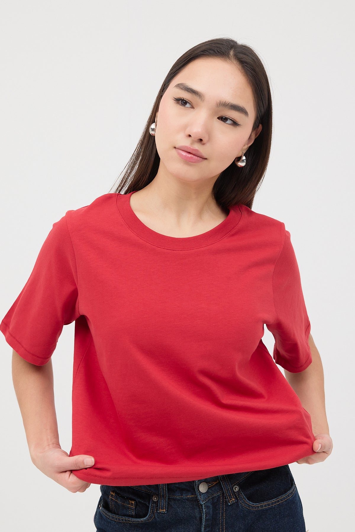 Bright-Red_Crew-Neck-Basic-T-shirt-addax