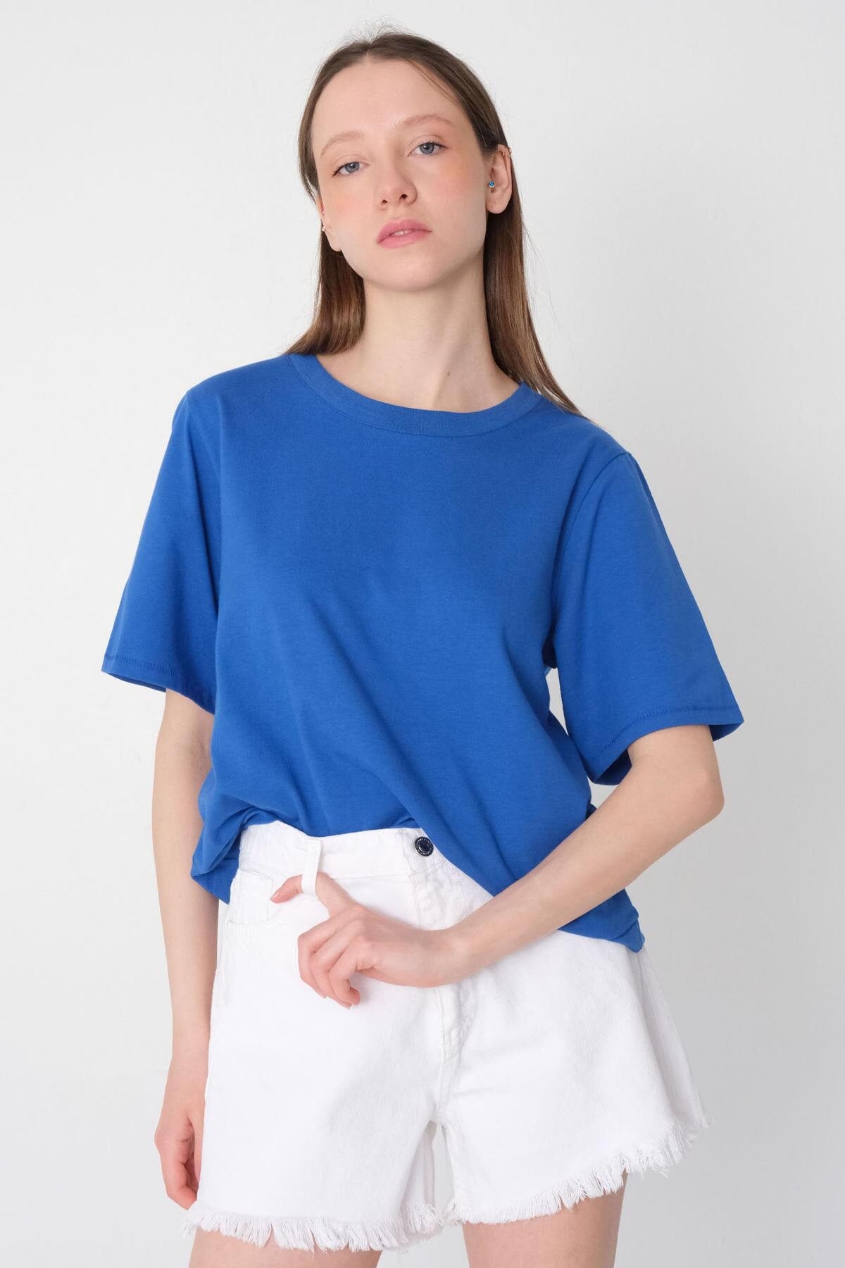 Sky-Blue_Crew-Neck-Basic-T-shirt-addax