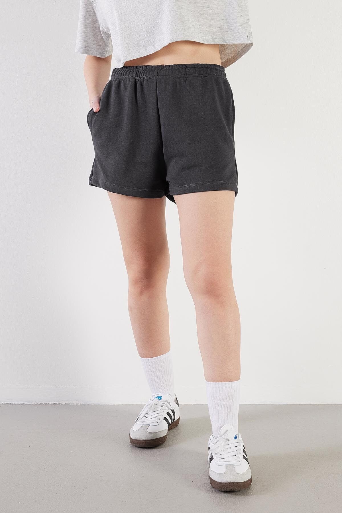 Charcoal_Elastic-Waist-Shorts-With-Pocket-addax