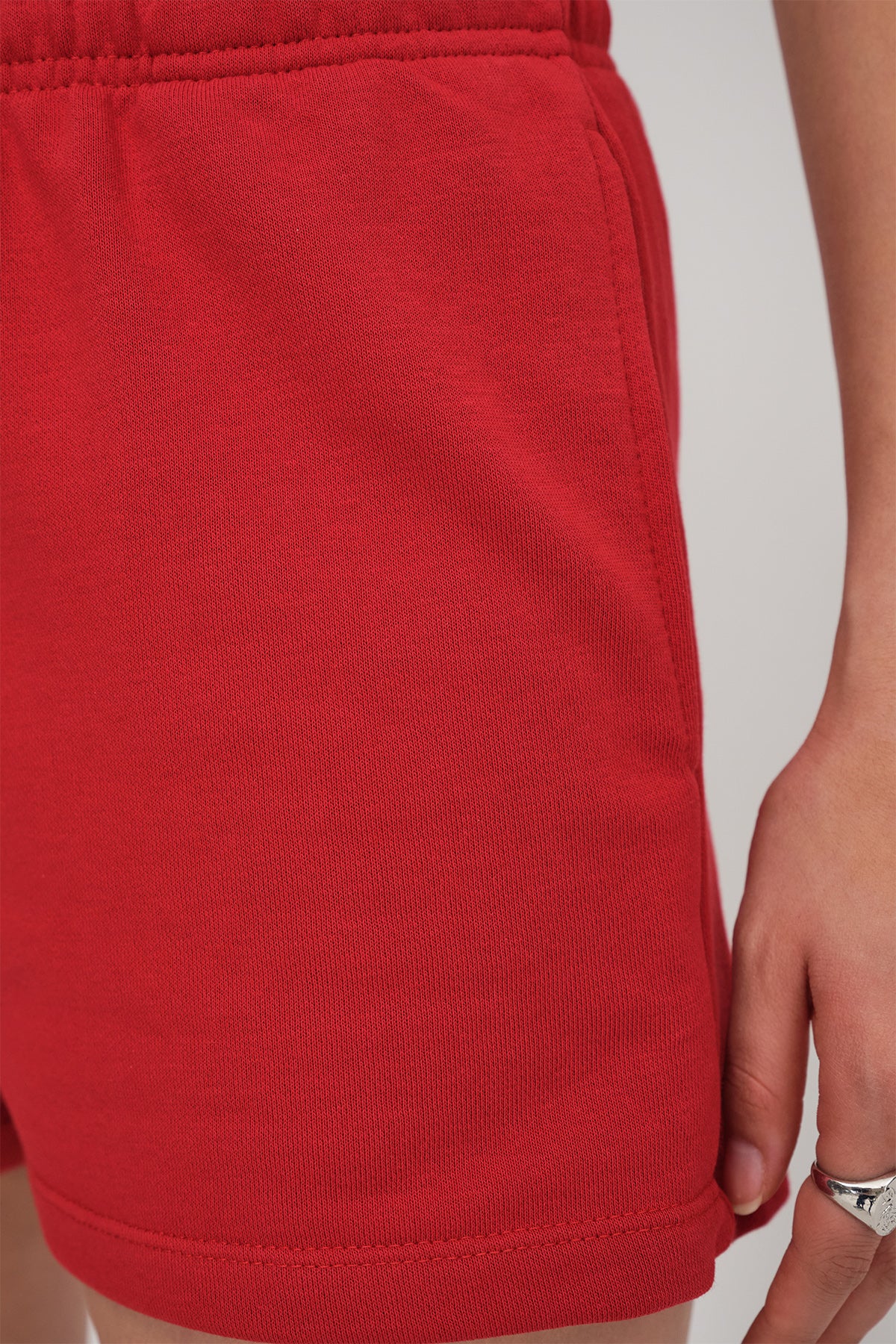 Bright-Red_Elastic-Waist-Shorts-With-Pocket-addax