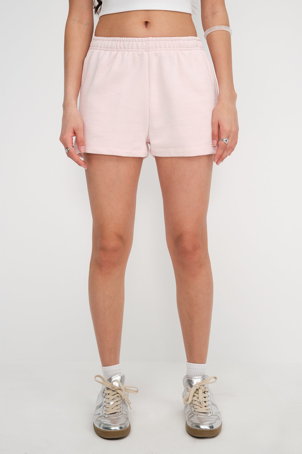 Lotus_Elastic-Waist-Shorts-With-Pocket-addax