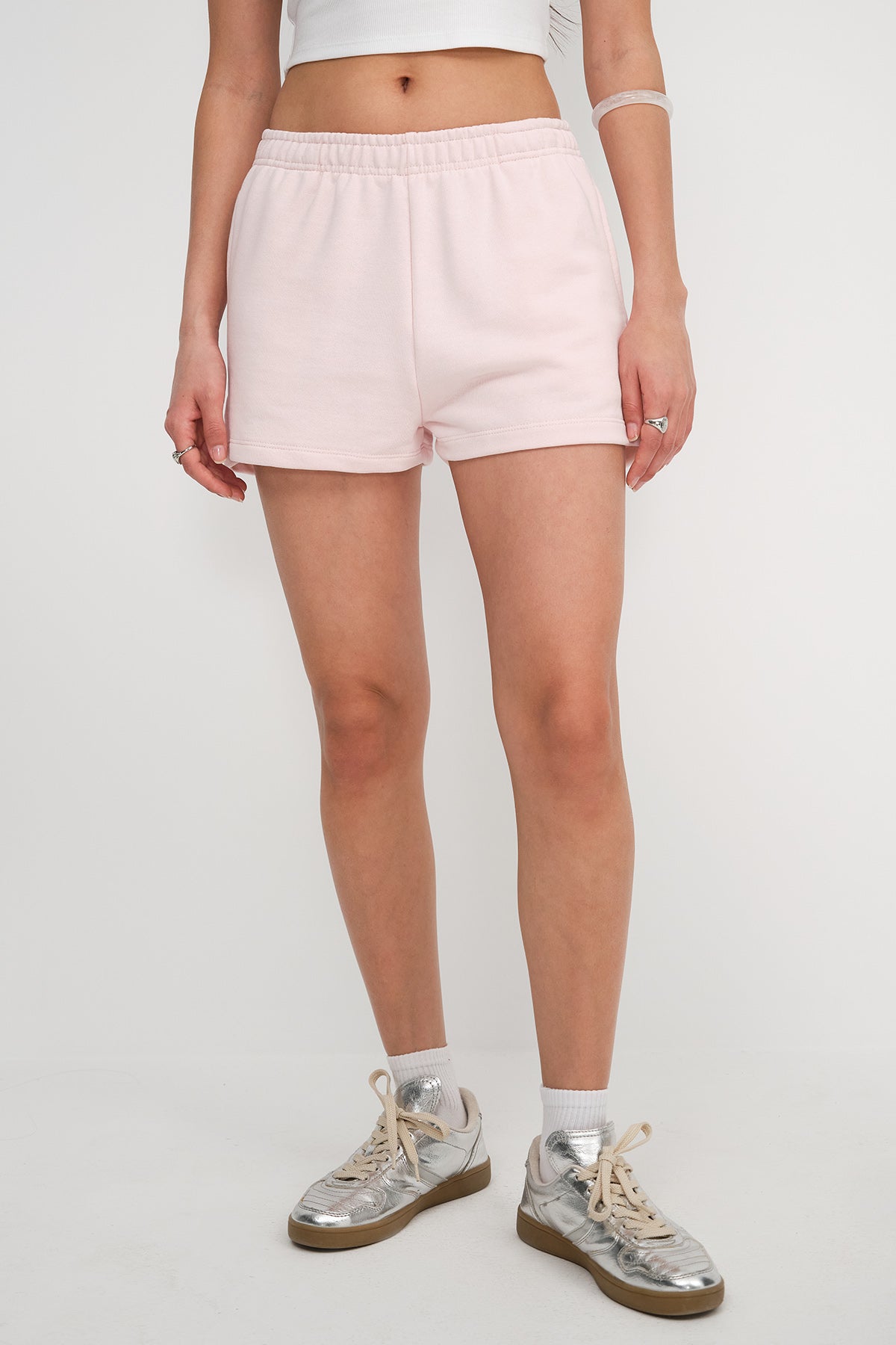 Lotus_Elastic-Waist-Shorts-With-Pocket-addax