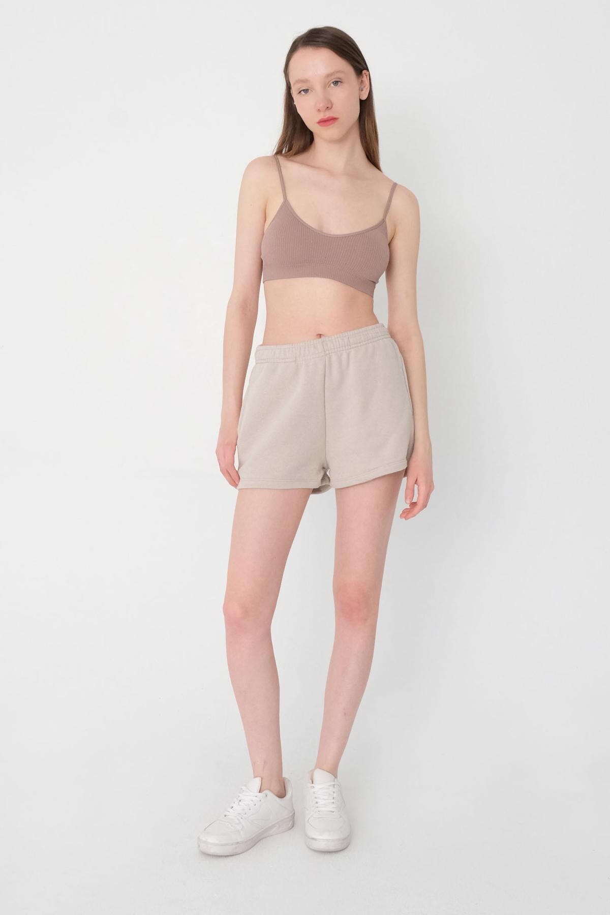 Annual_Elastic-Waist-Shorts-With-Pocket-addax