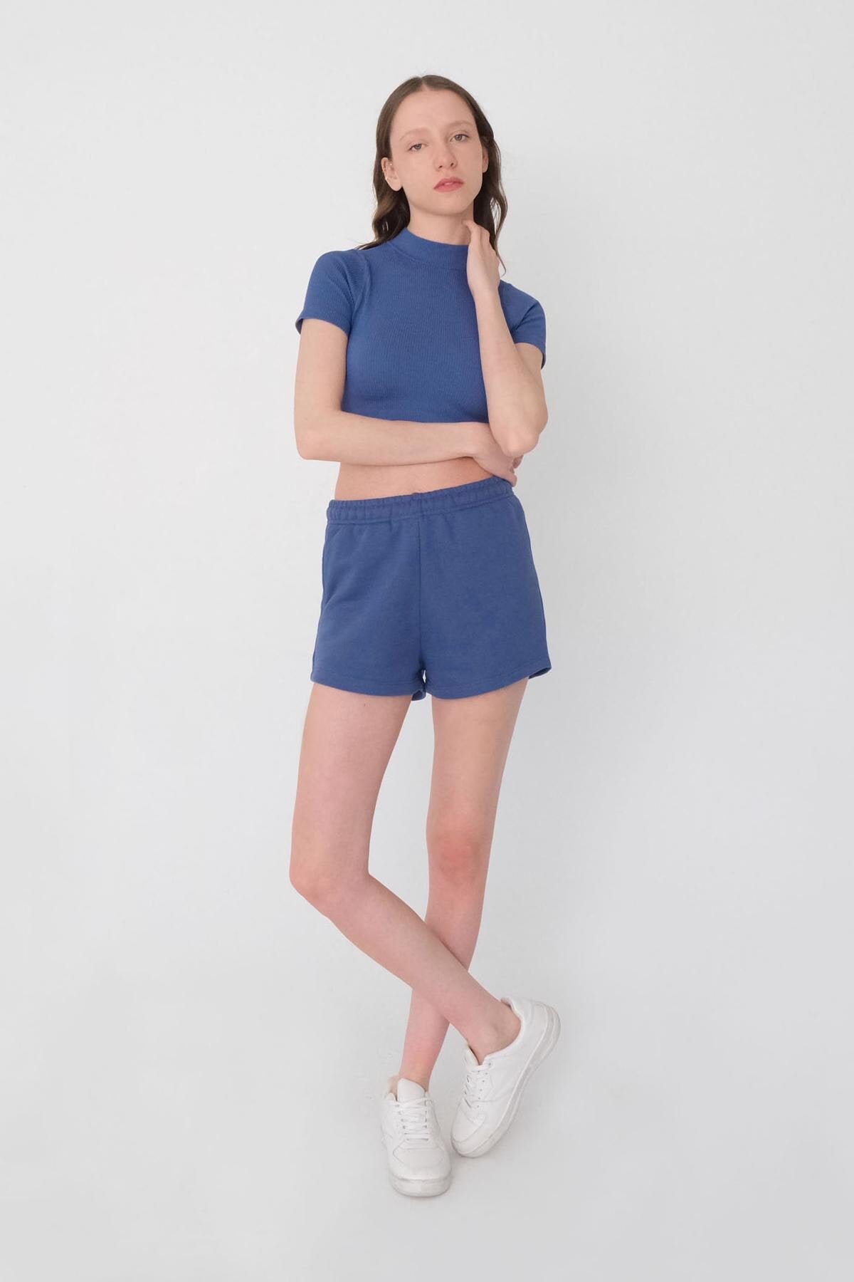 Marlin_Elastic-Waist-Shorts-With-Pocket-addax