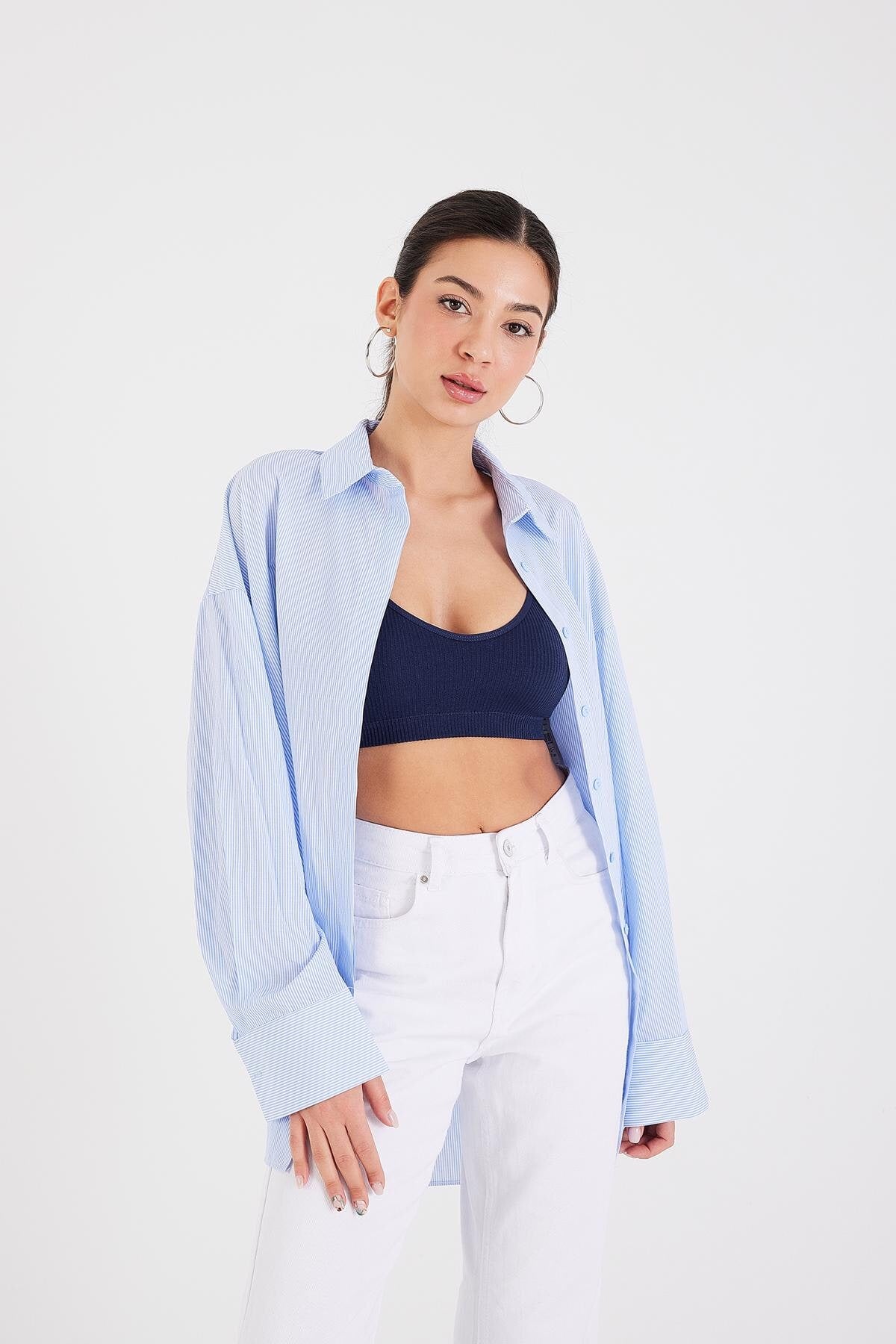 Night-Blue_Padded-Seamless-Top-addax