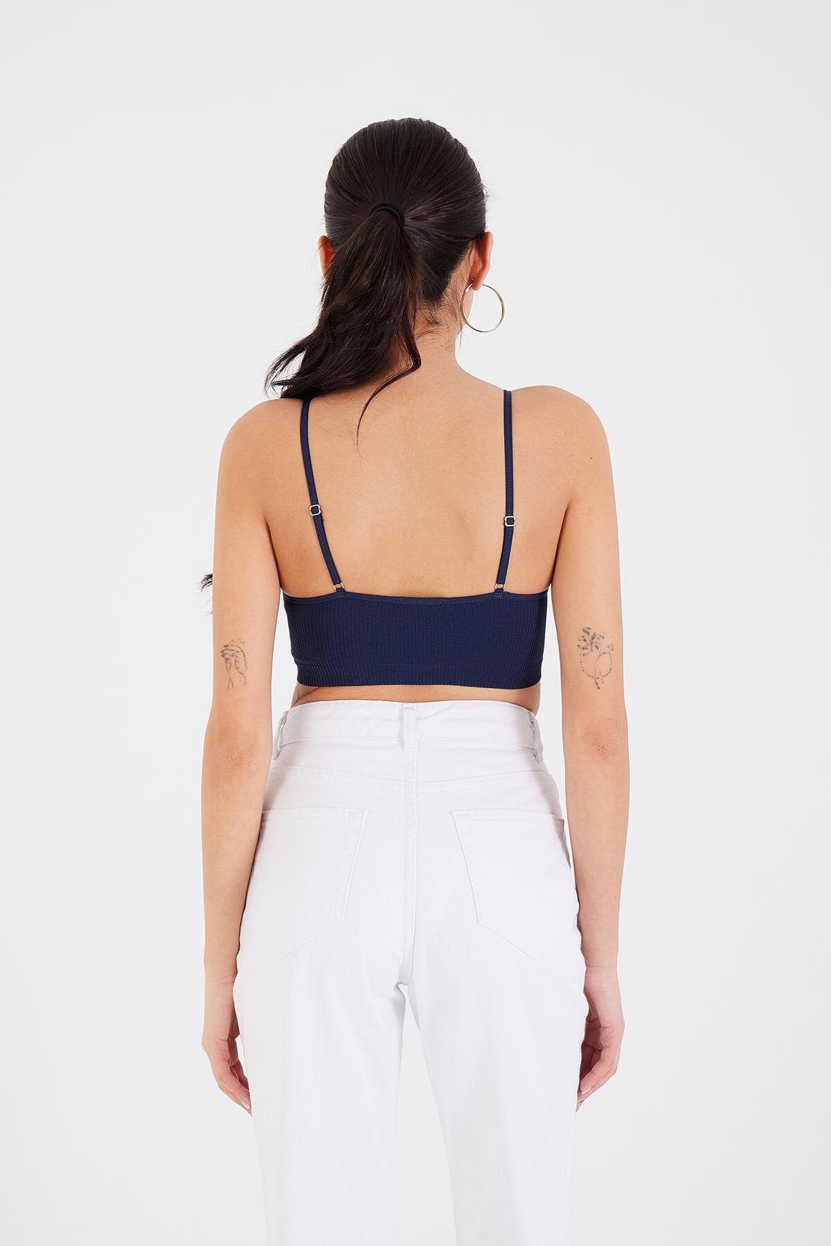 Night-Blue_Padded-Seamless-Top-addax