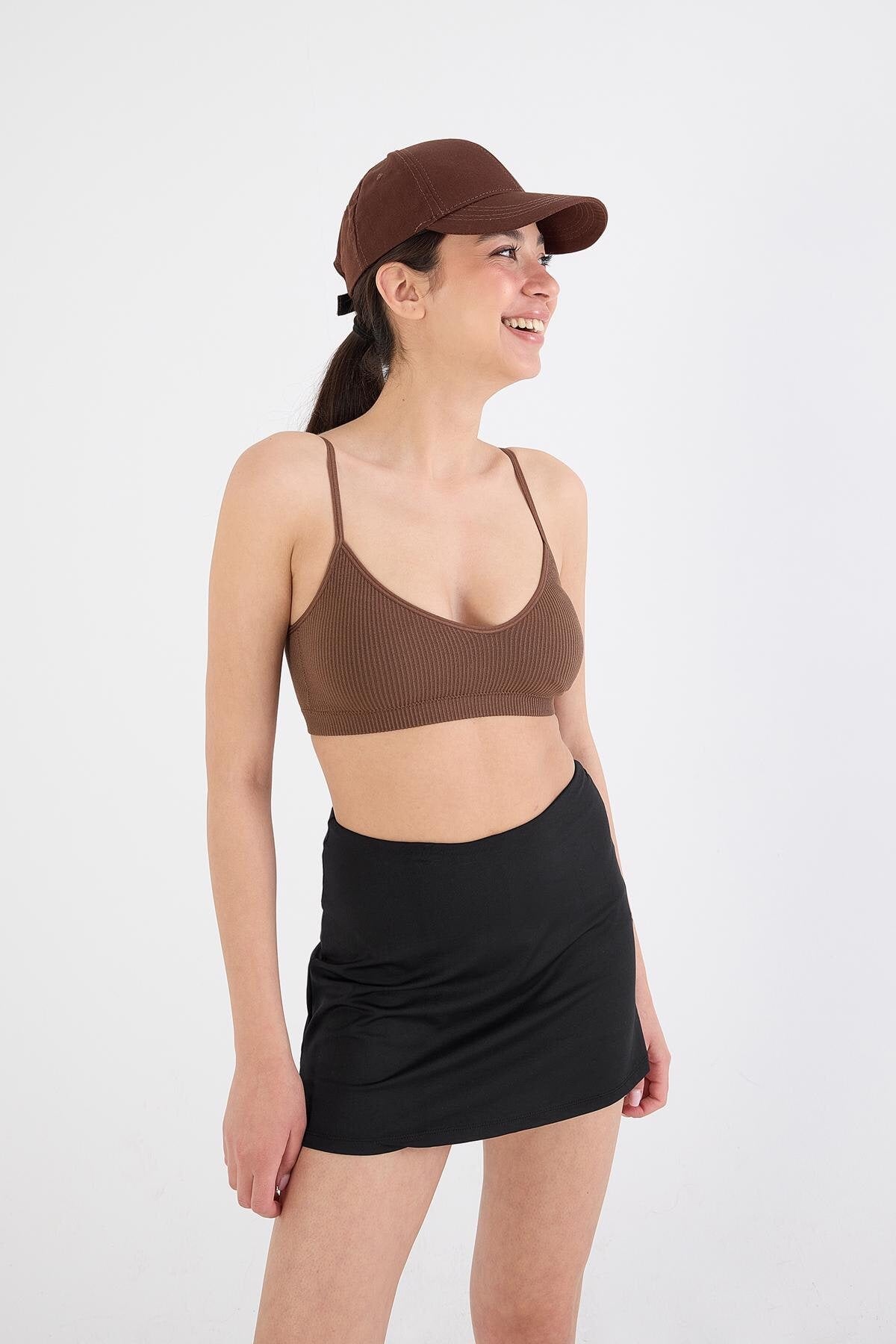 Dark-Brown_Padded-Seamless-Top-addax