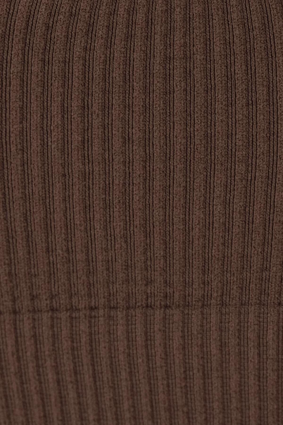 Mocha_Padded-Seamless-Top-addax