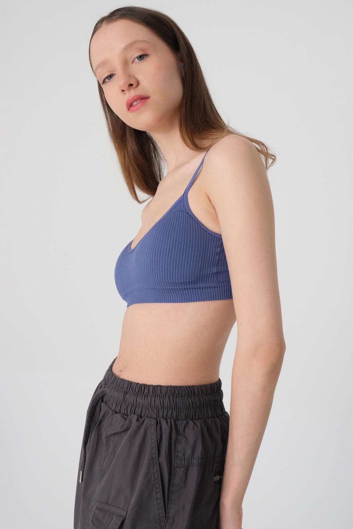 Marlin_Padded-Seamless-Top-addax