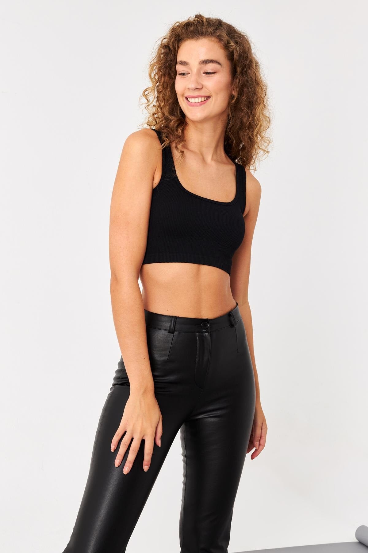 Black_Square-Neck-Seamless-Tank-Top-addax