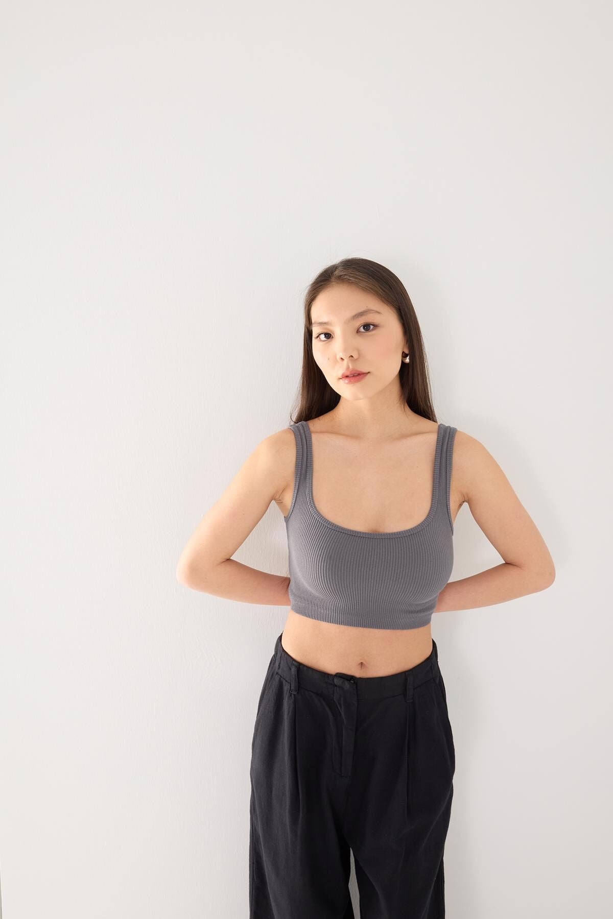Charcoal_Square-Neck-Seamless-Tank-Top-addax