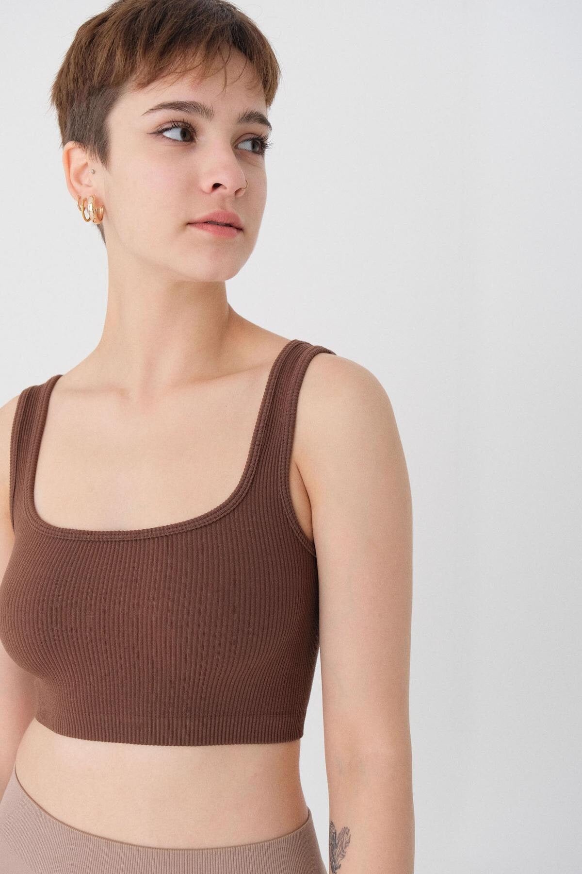 Dark-Brown_Square-Neck-Seamless-Tank-Top-addax
