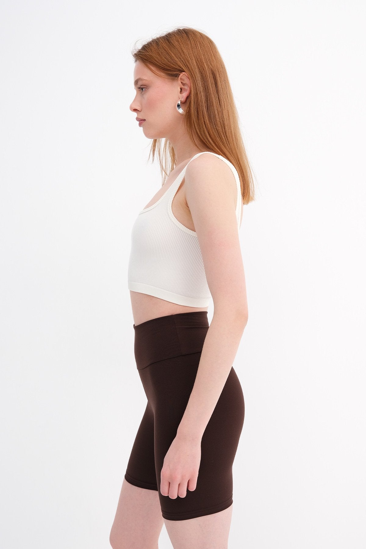 Ecru_Square-Neck-Seamless-Tank-Top-addax