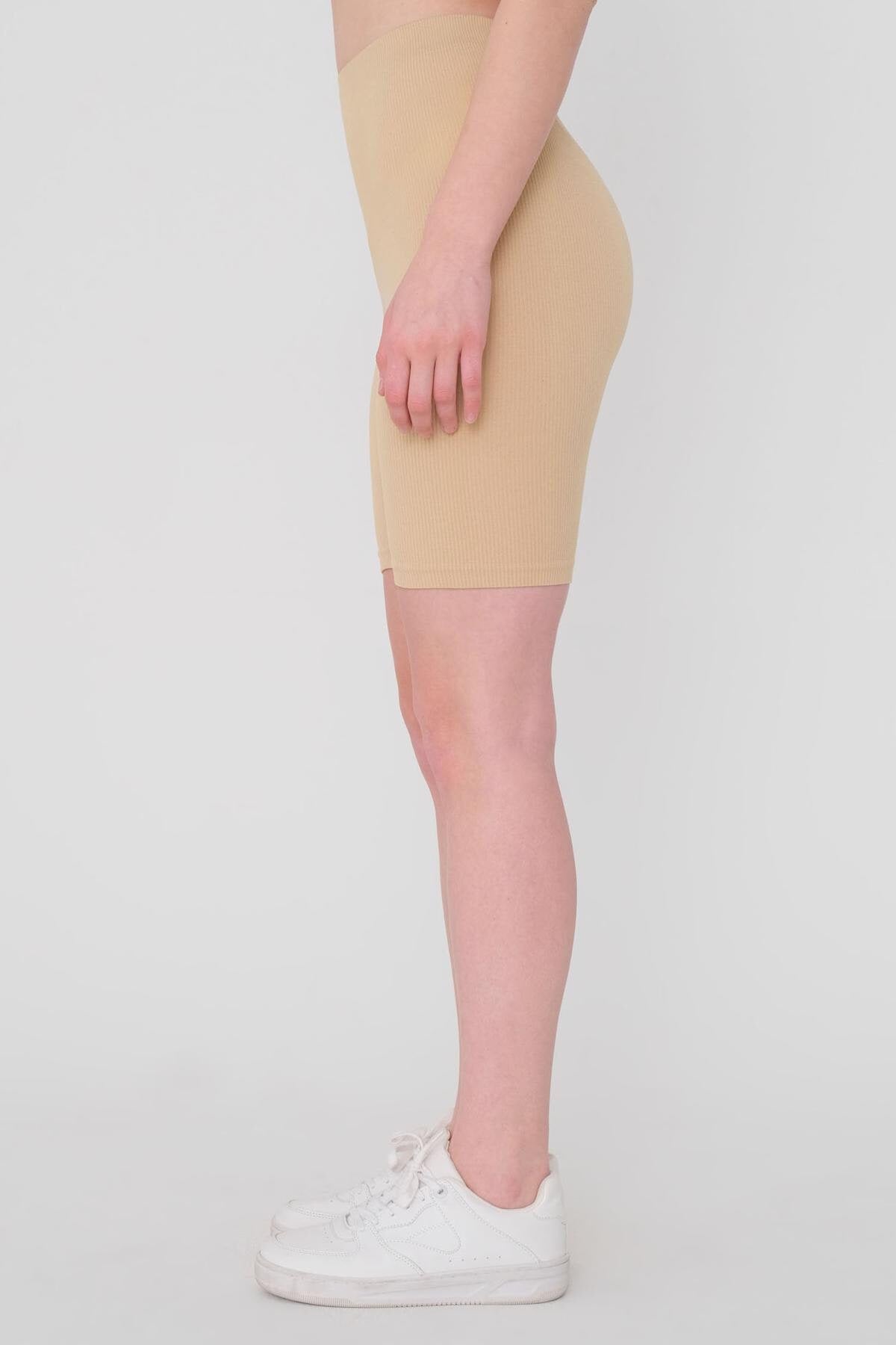 High-Waisted Seamless Sports Shorts