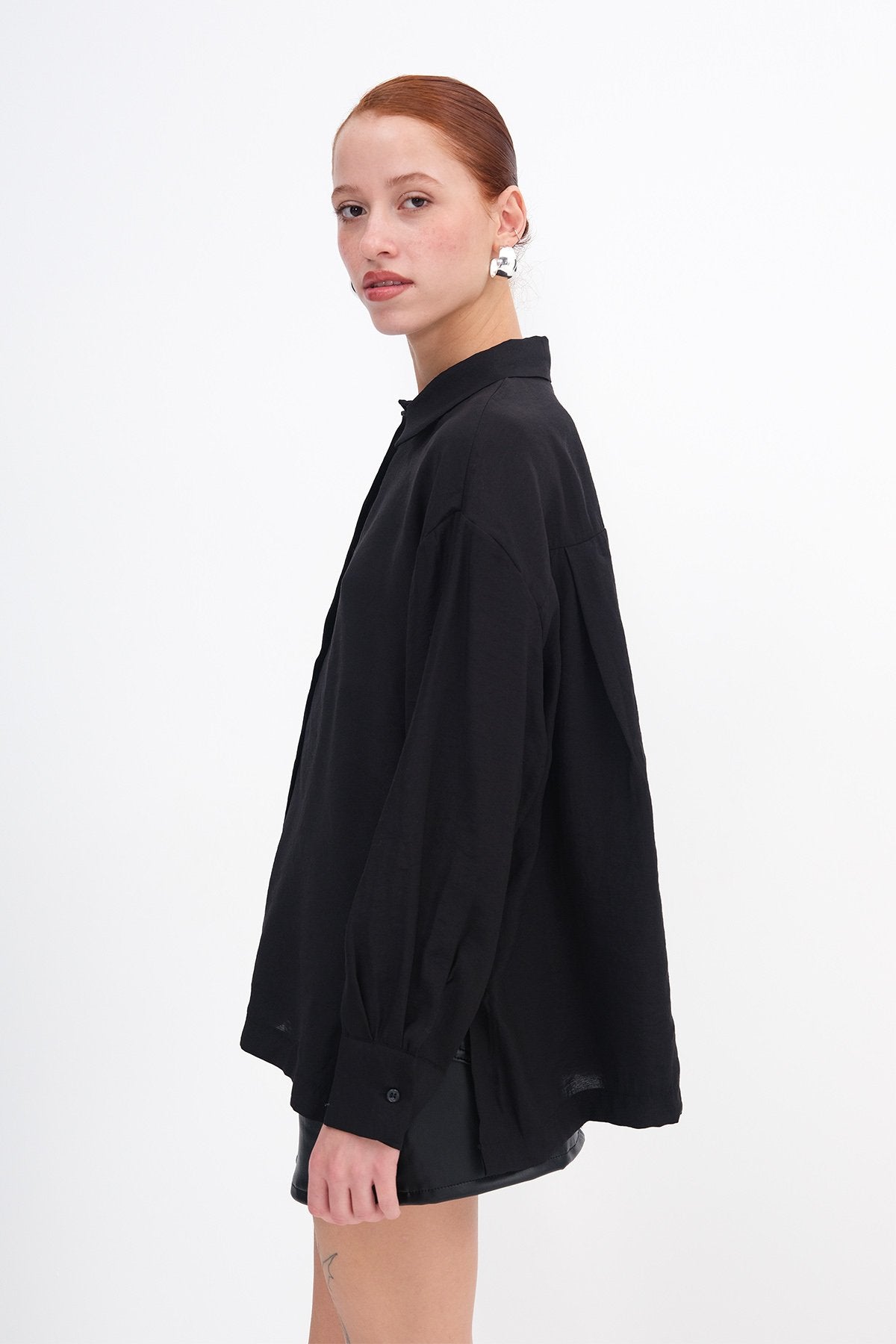 Black_Oversızed-Slıp-Detaıled-Shırt-addax