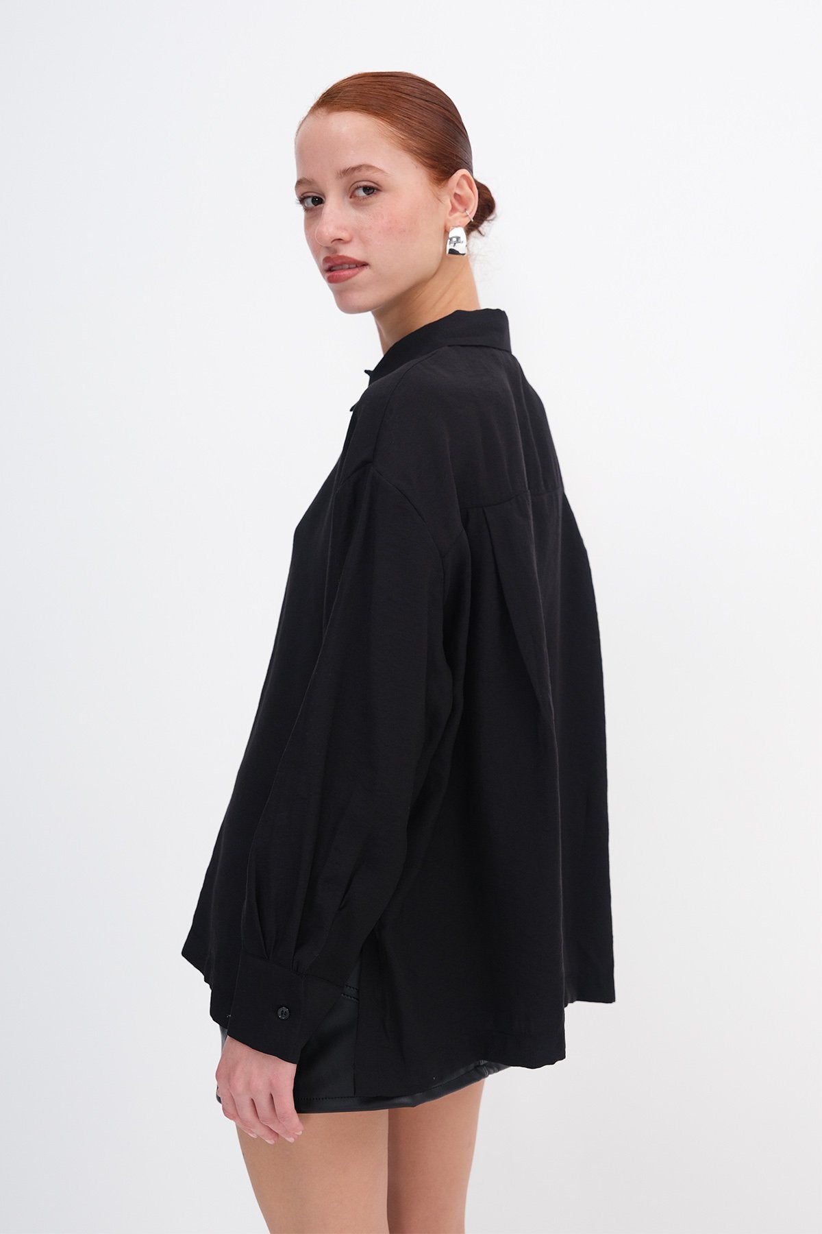 Black_Oversızed-Slıp-Detaıled-Shırt-addax