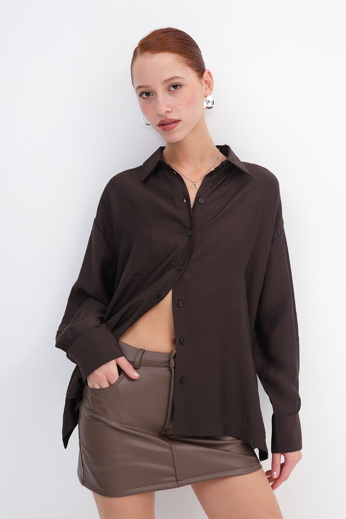 Bitter-Coffee_Oversızed-Slıp-Detaıled-Shırt-addax