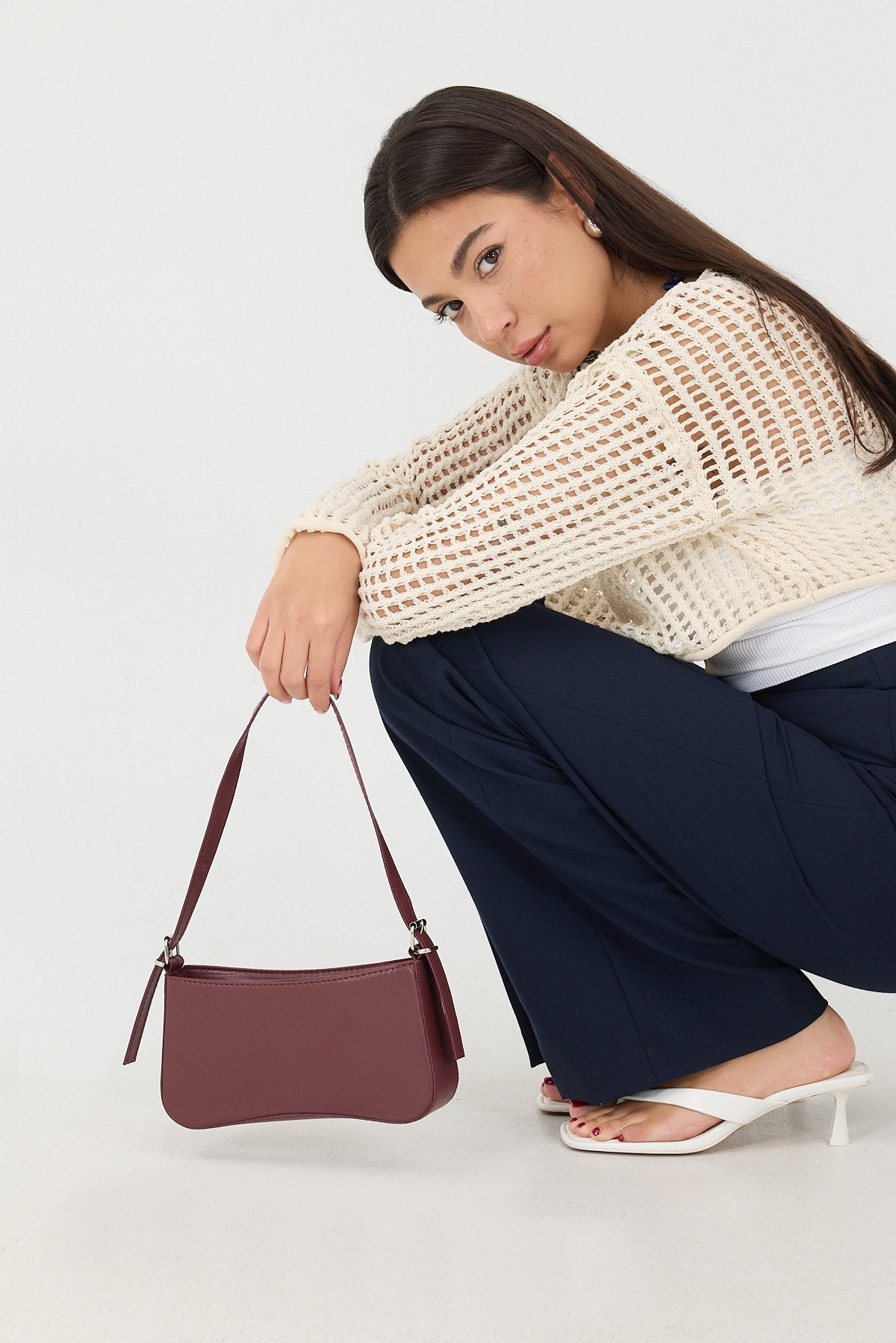 Burgundy_Shoulder-Bag-addax