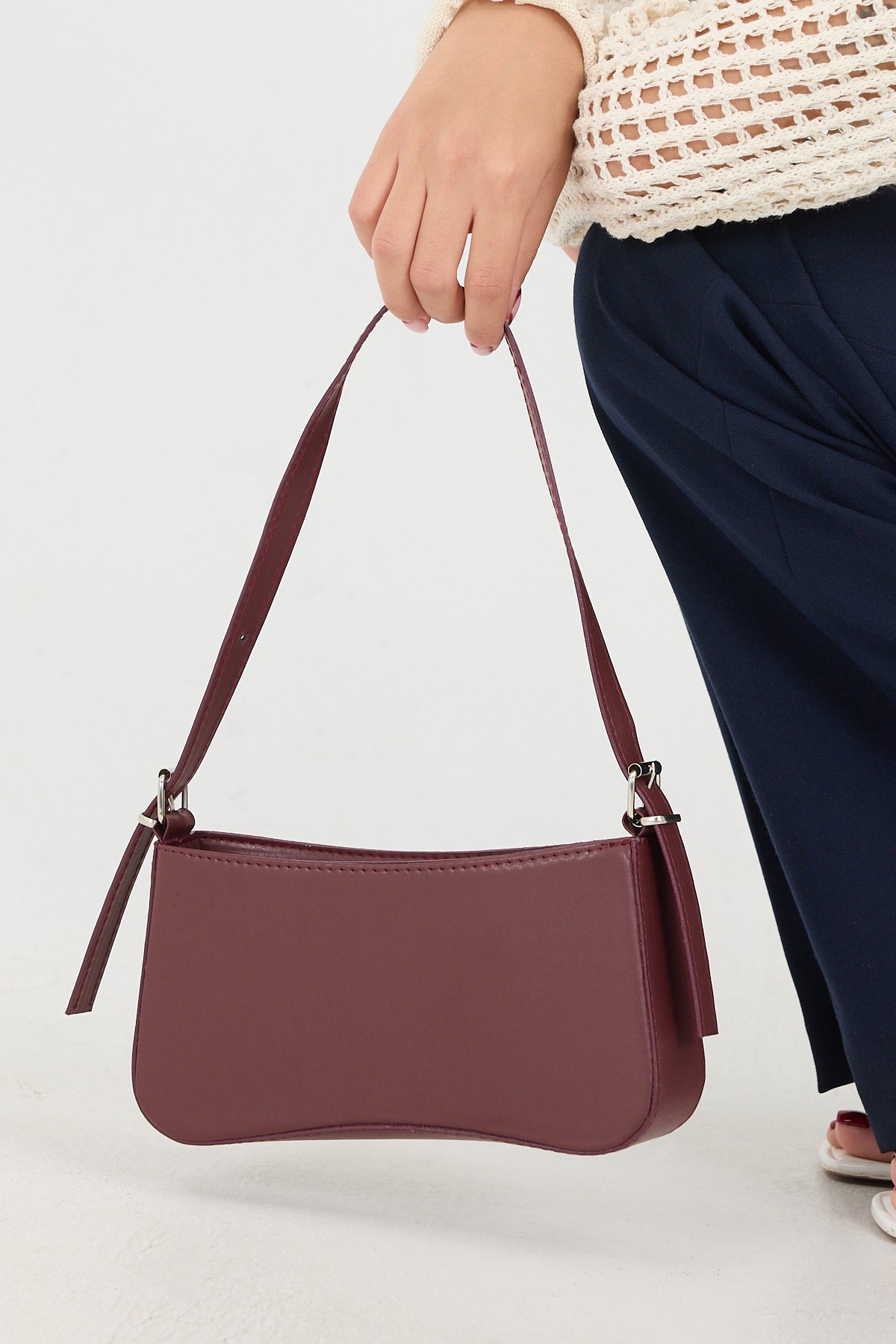 Burgundy_Shoulder-Bag-addax