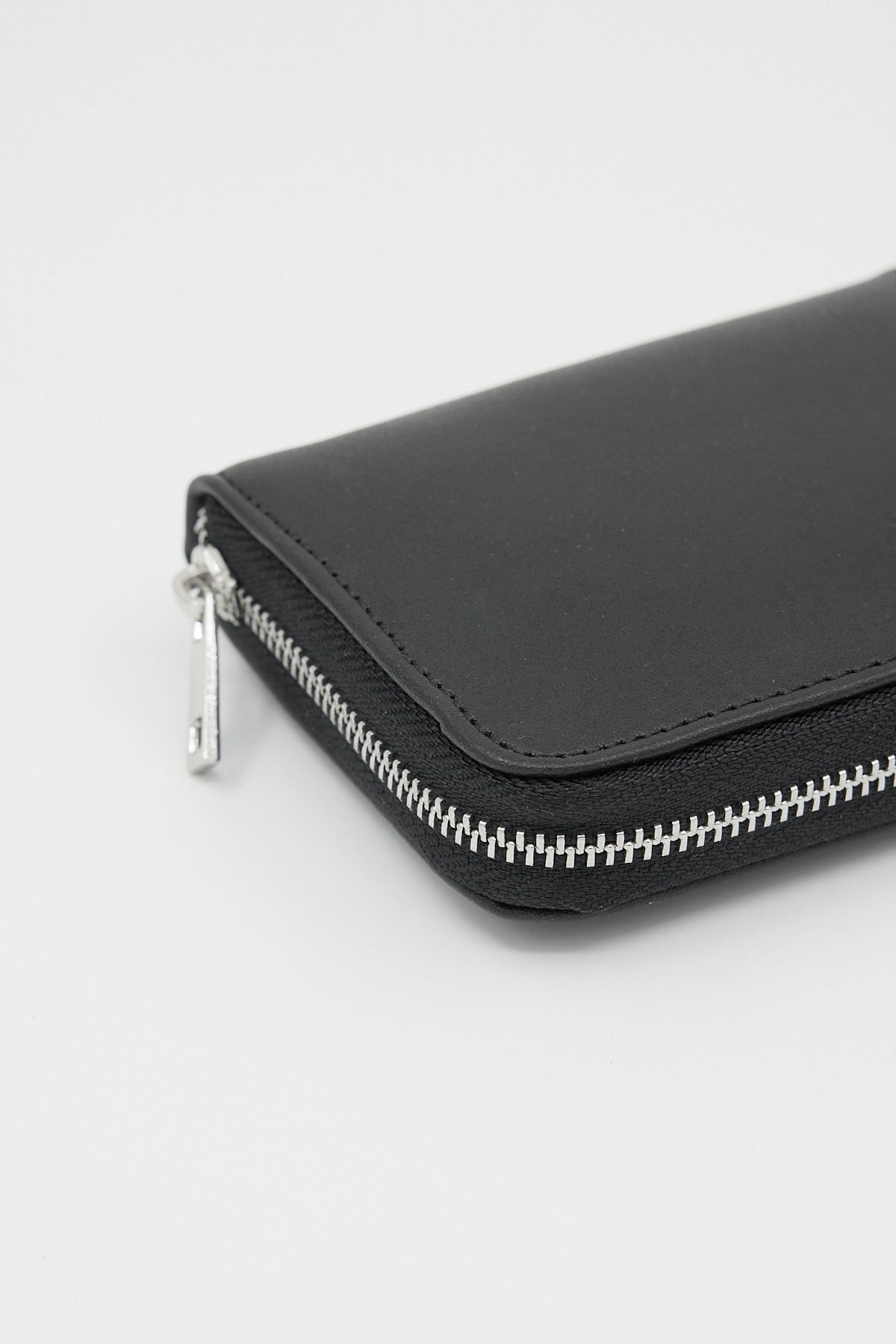 Black_Basic-Wallet-addax