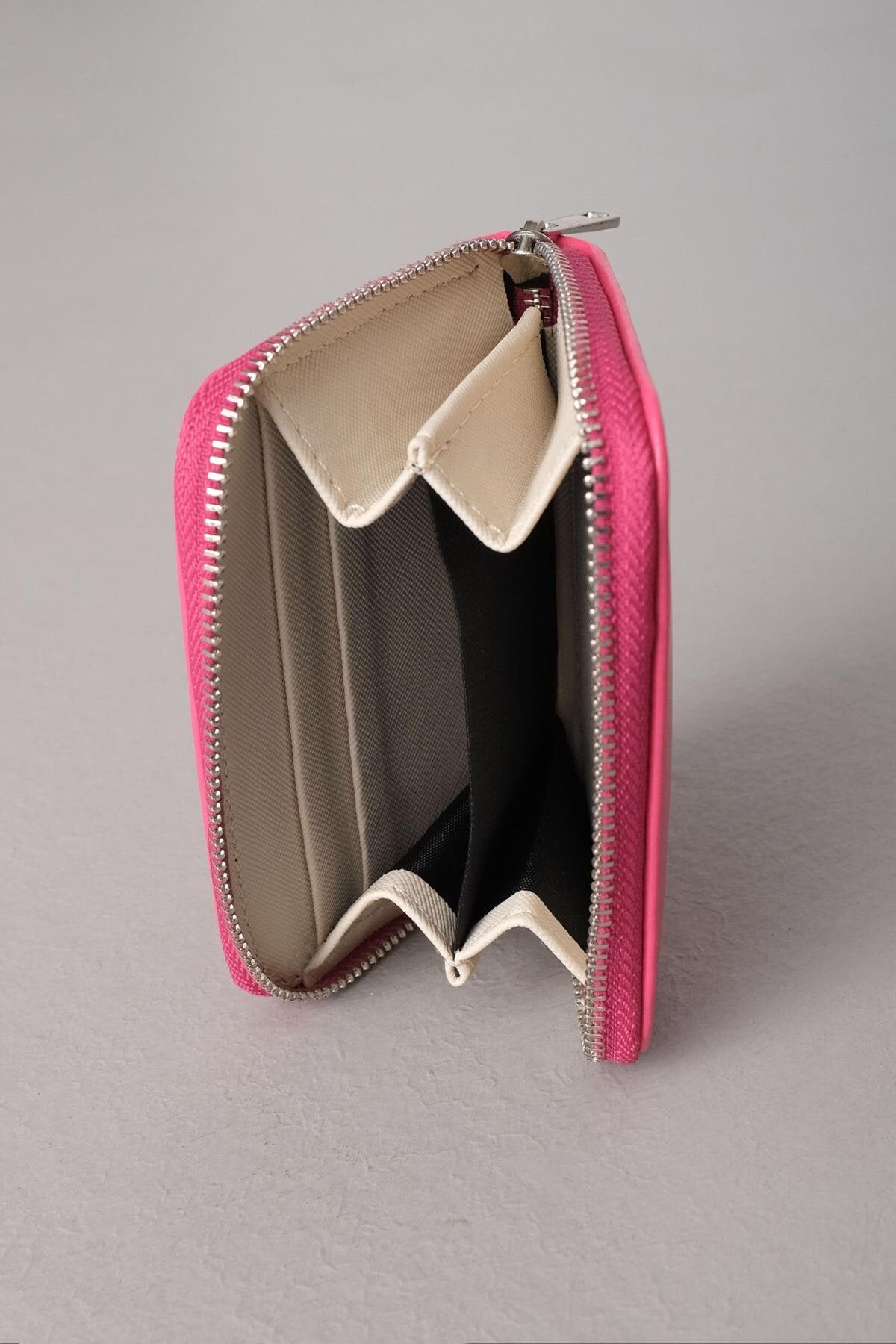 Fuchsia_Basic-Wallet-addax