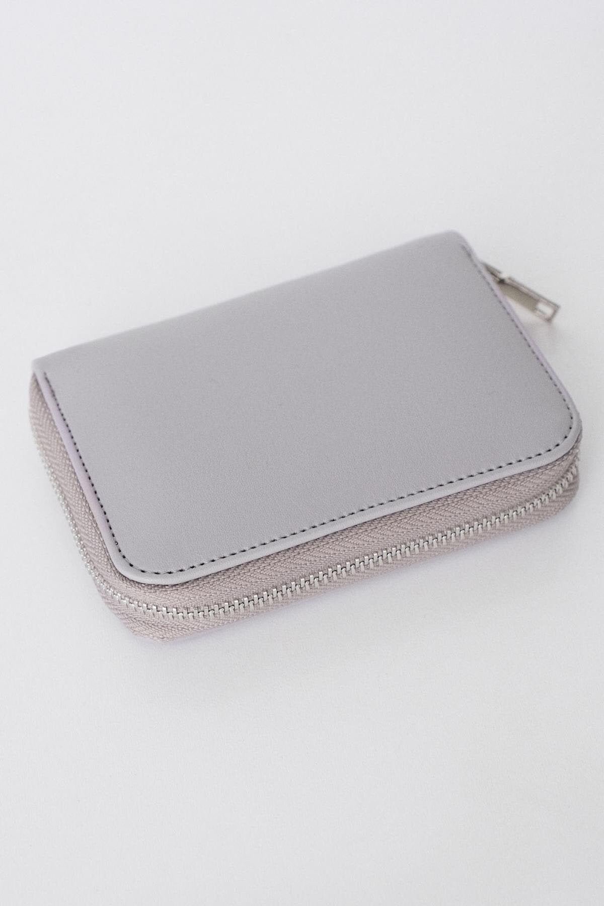 Grey_Basic-Wallet-addax