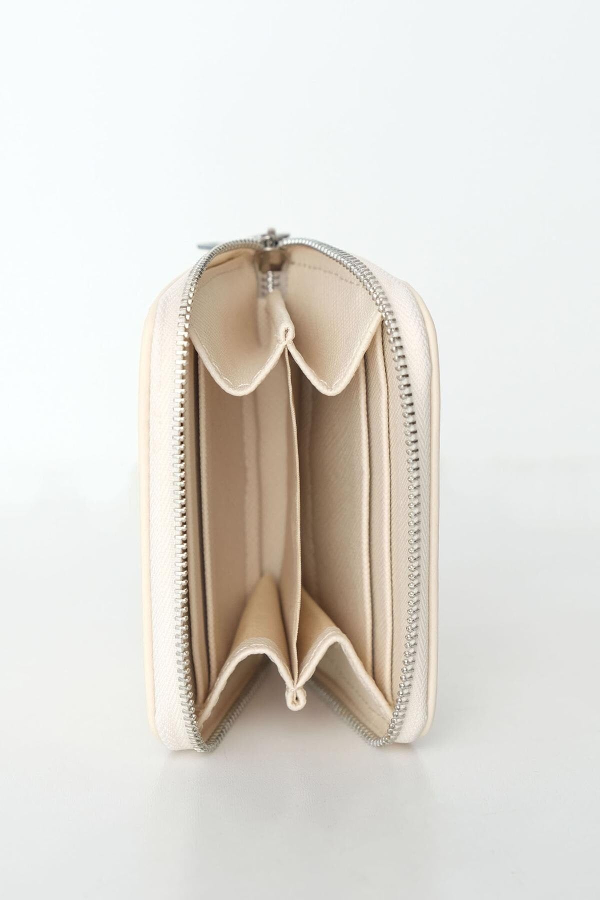 Beige_Basic-Wallet-addax