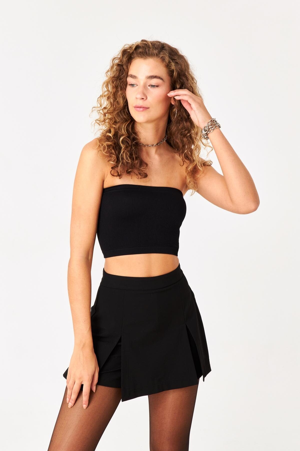 Black_Seamless-Bustier-addax