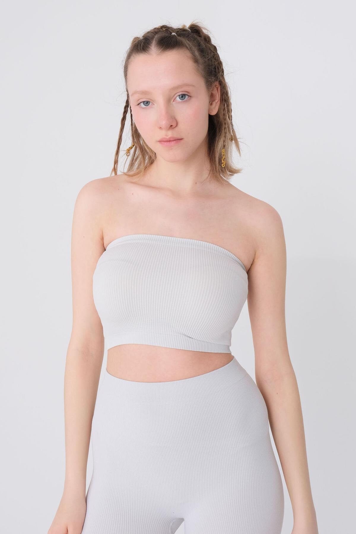 Light-Grey_Seamless-Bustier-addax
