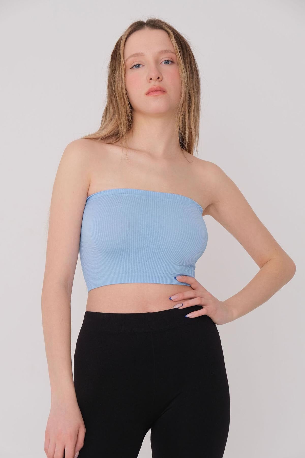 Light-Blue_Seamless-Bustier-addax