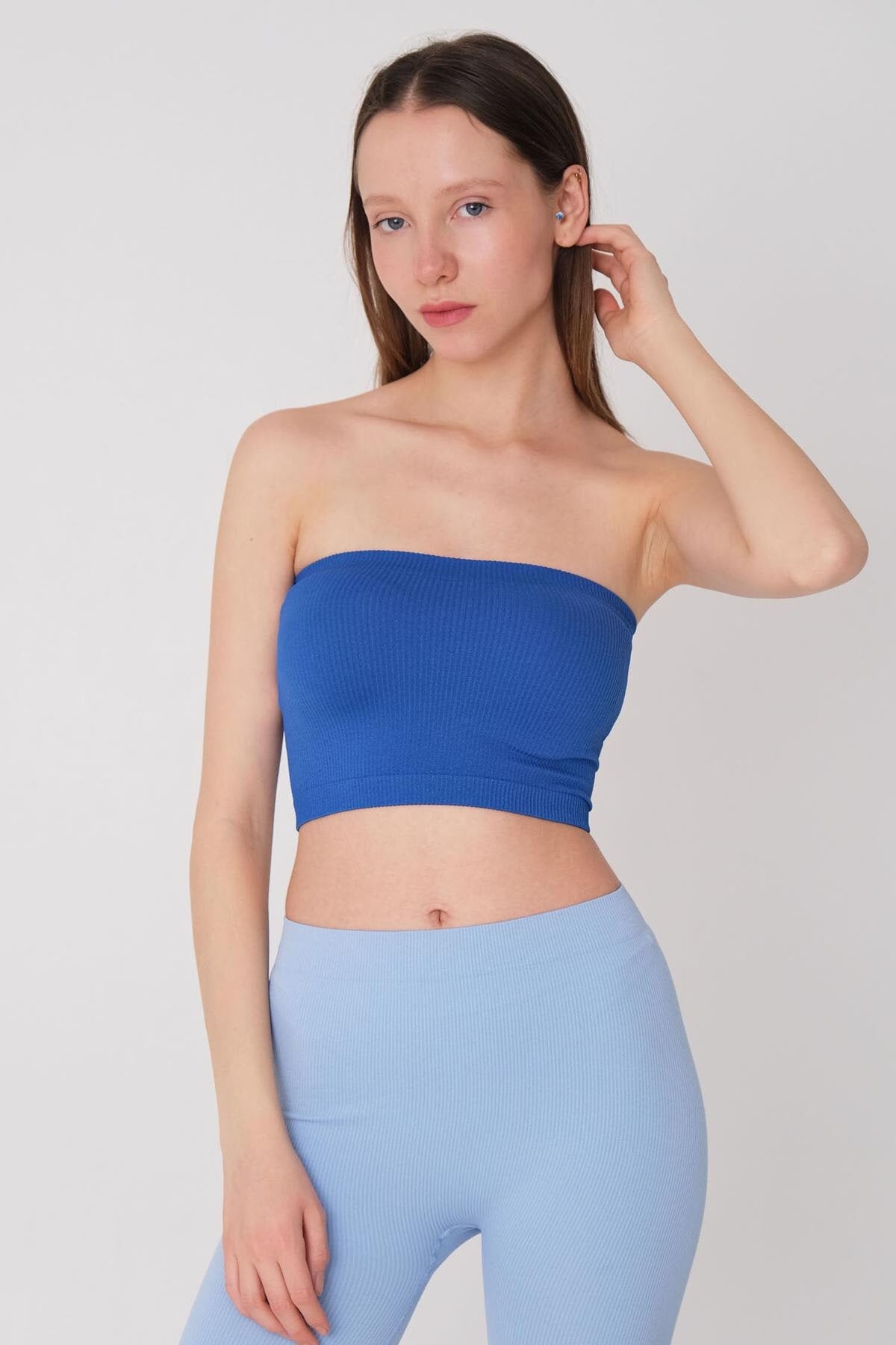 Sky-Blue_Seamless-Bustier-addax