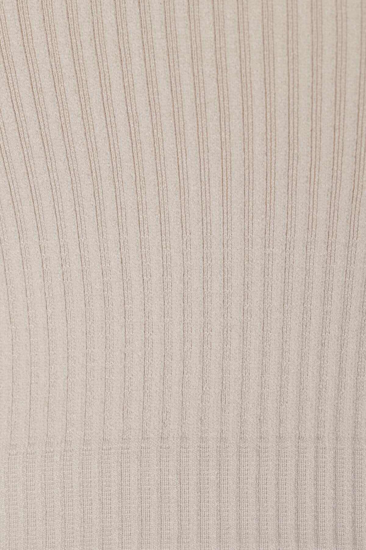 Stone_Seamless-Blouse-addax