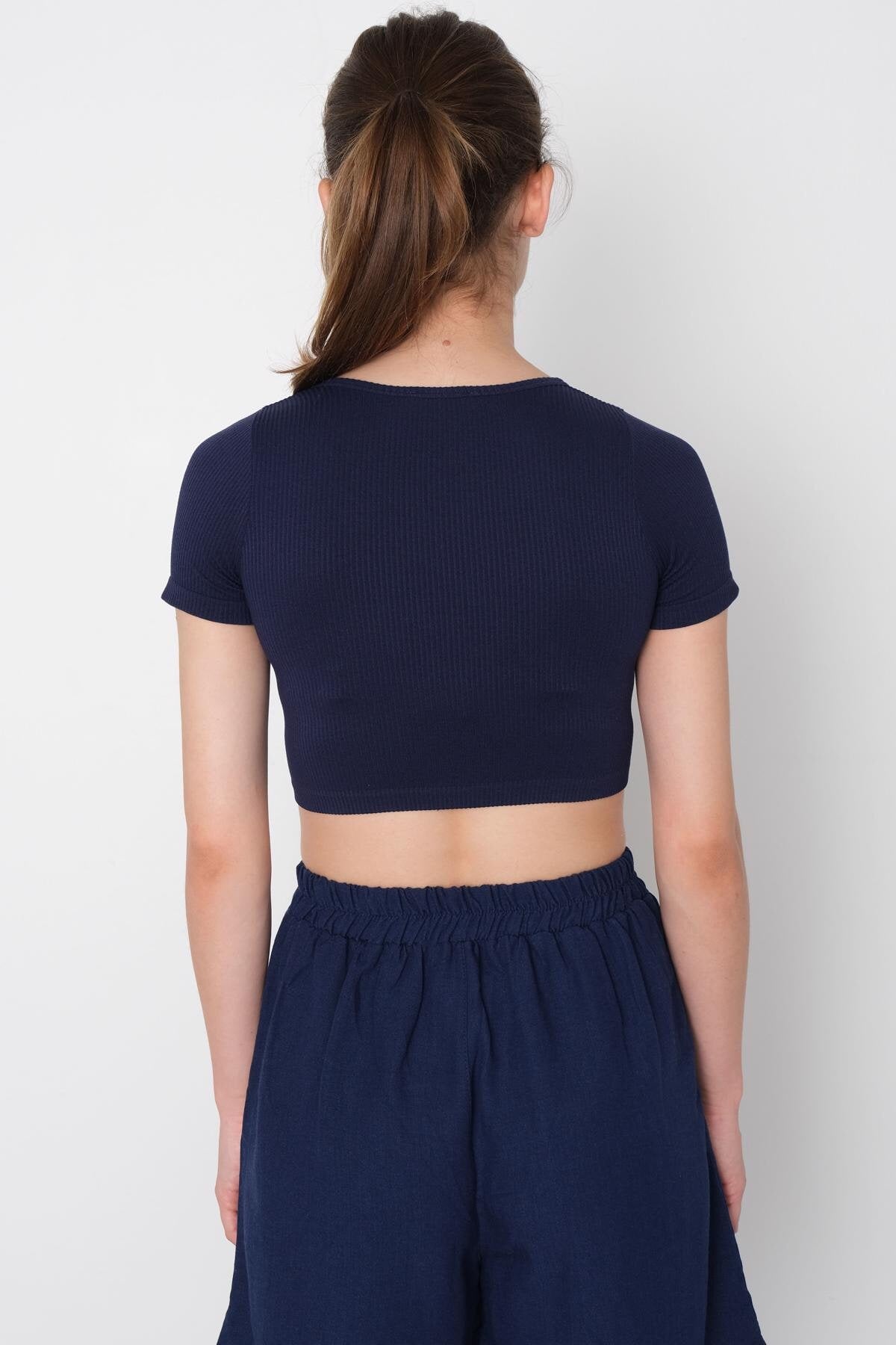 Night-Blue_Seamless-Blouse-addax