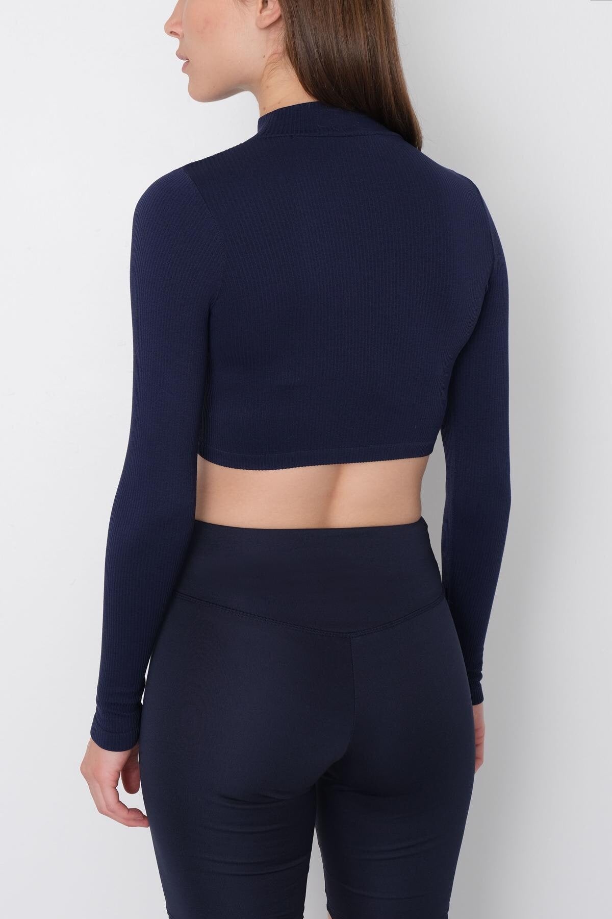 Night-Blue_Long-Sleeve-Seamless-Crop-Top-addax