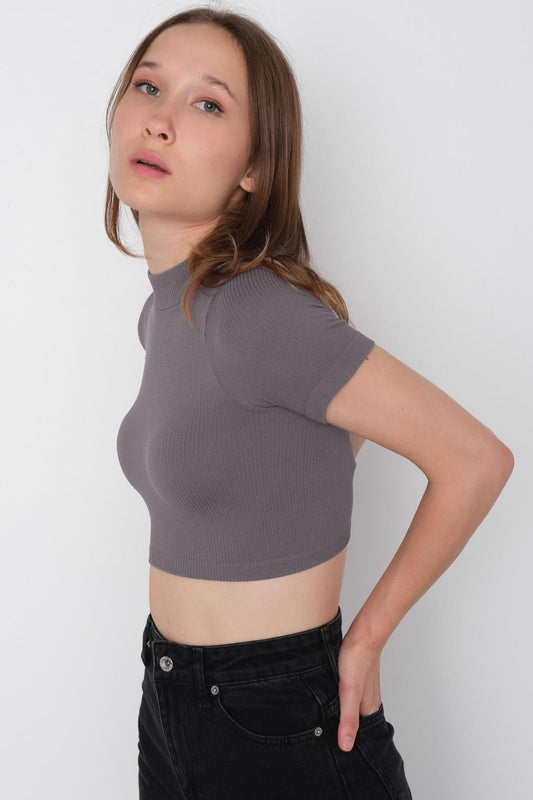 Charcoal_Seamless-T-Shirt-addax