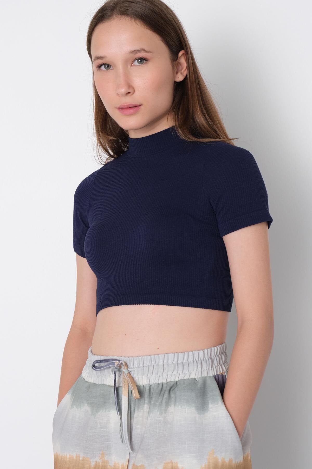 Night-Blue_Seamless-T-Shirt-addax