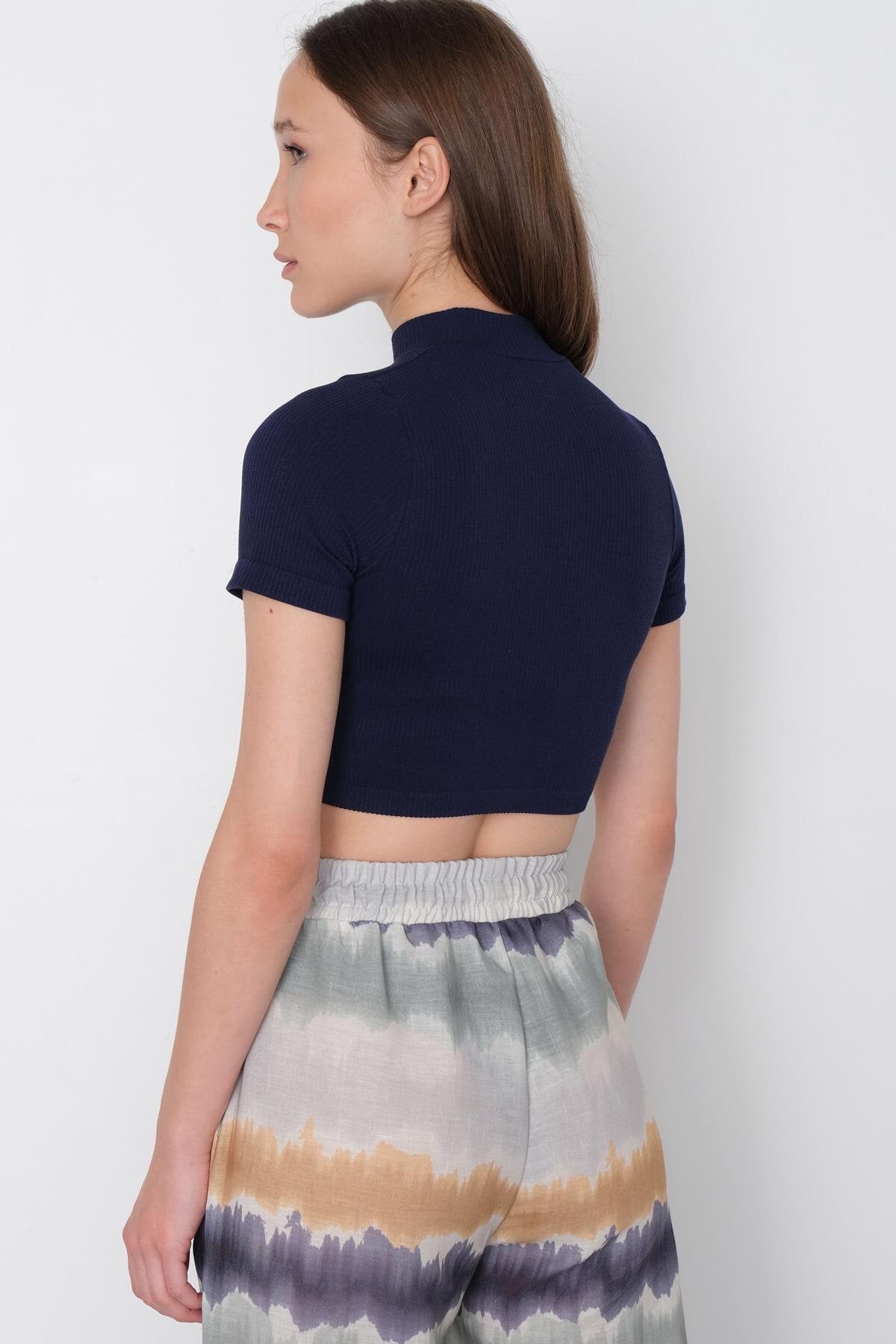 Night-Blue_Seamless-T-Shirt-addax