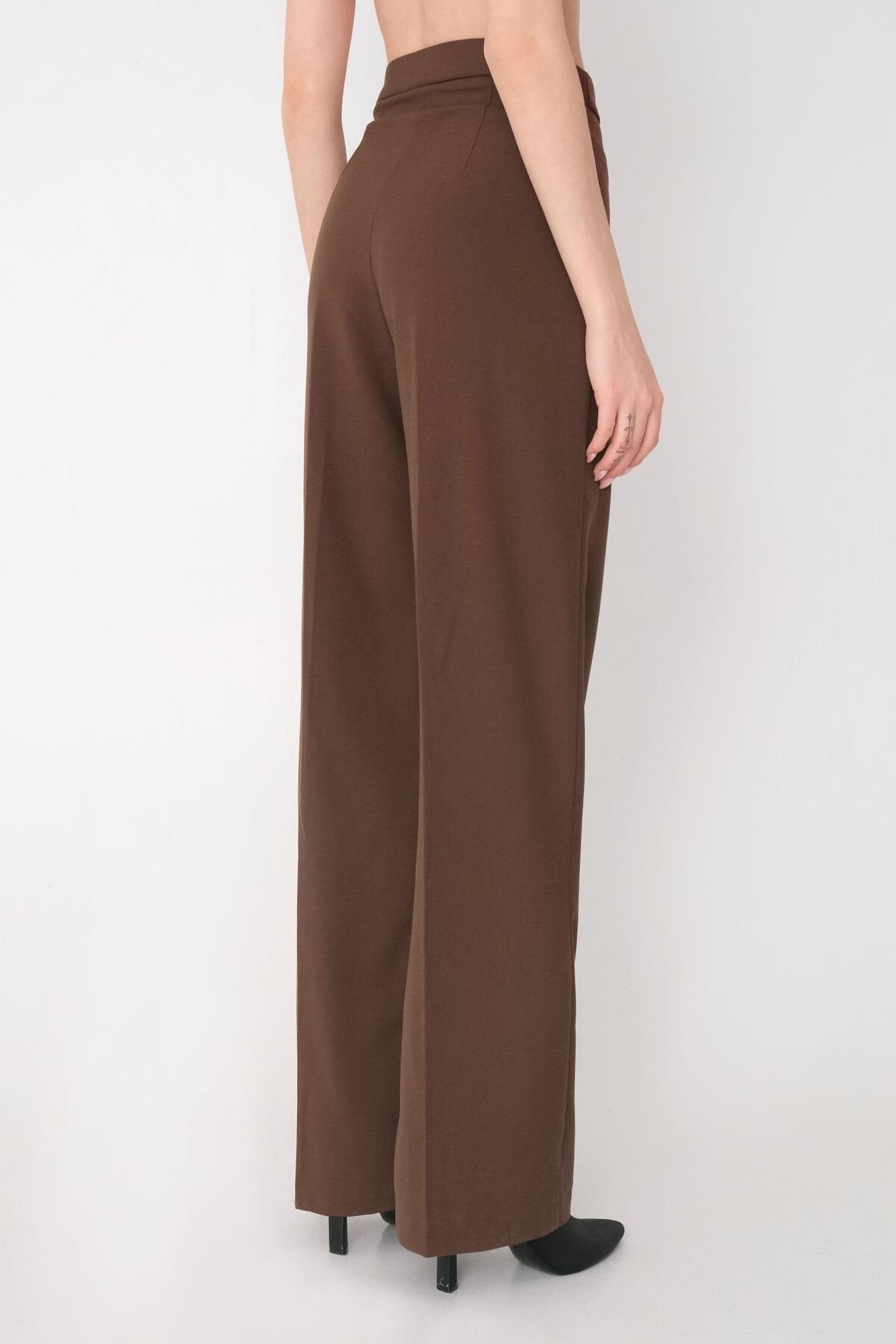Brown_High-Waisted-Wide-Leg-Trousers-addax