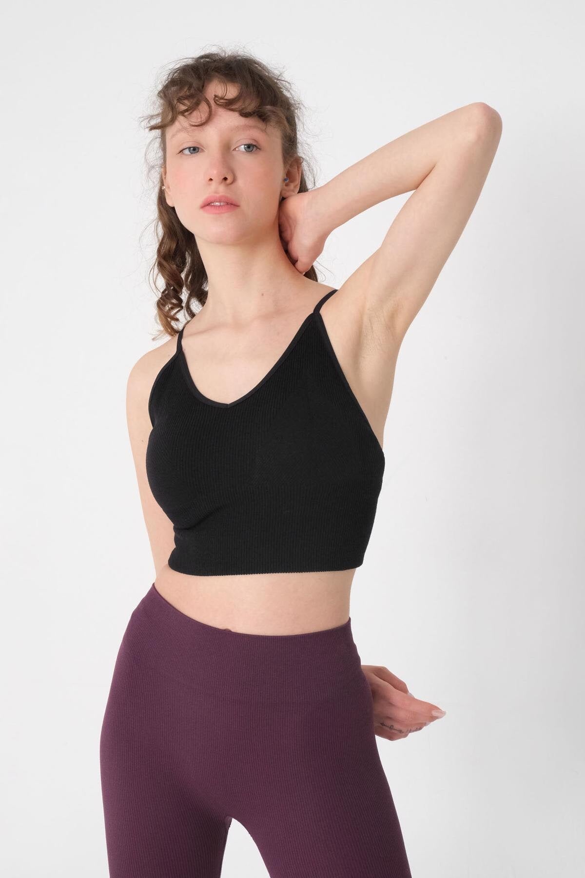 Black_V-Neck-Seamless-Crop-Top-addax