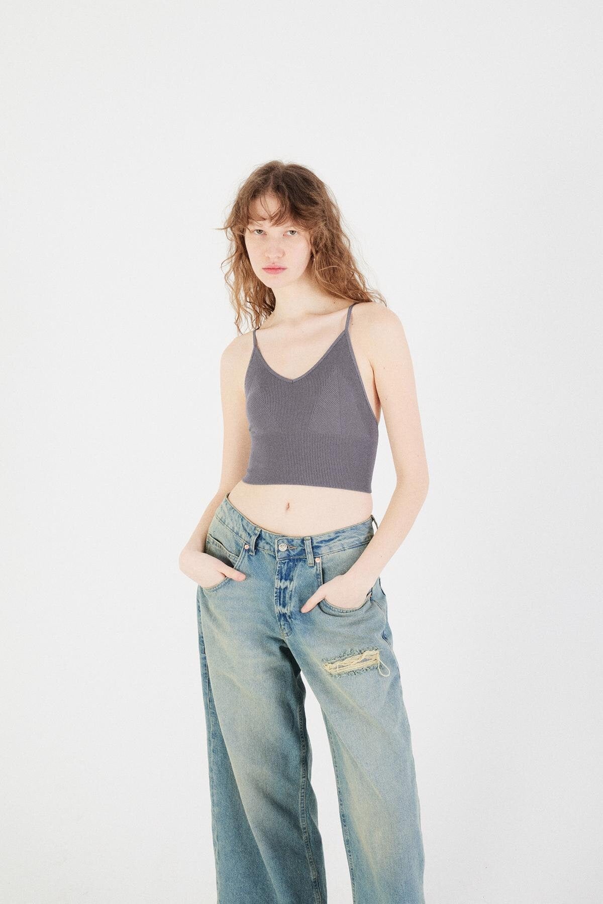 Charcoal_V-Neck-Seamless-Crop-Top-addax