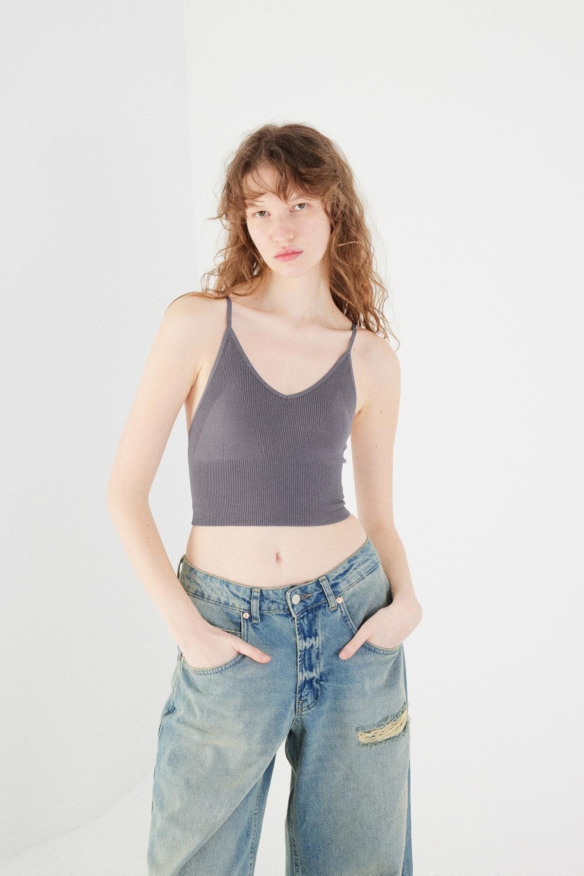 Charcoal_V-Neck-Seamless-Crop-Top-addax