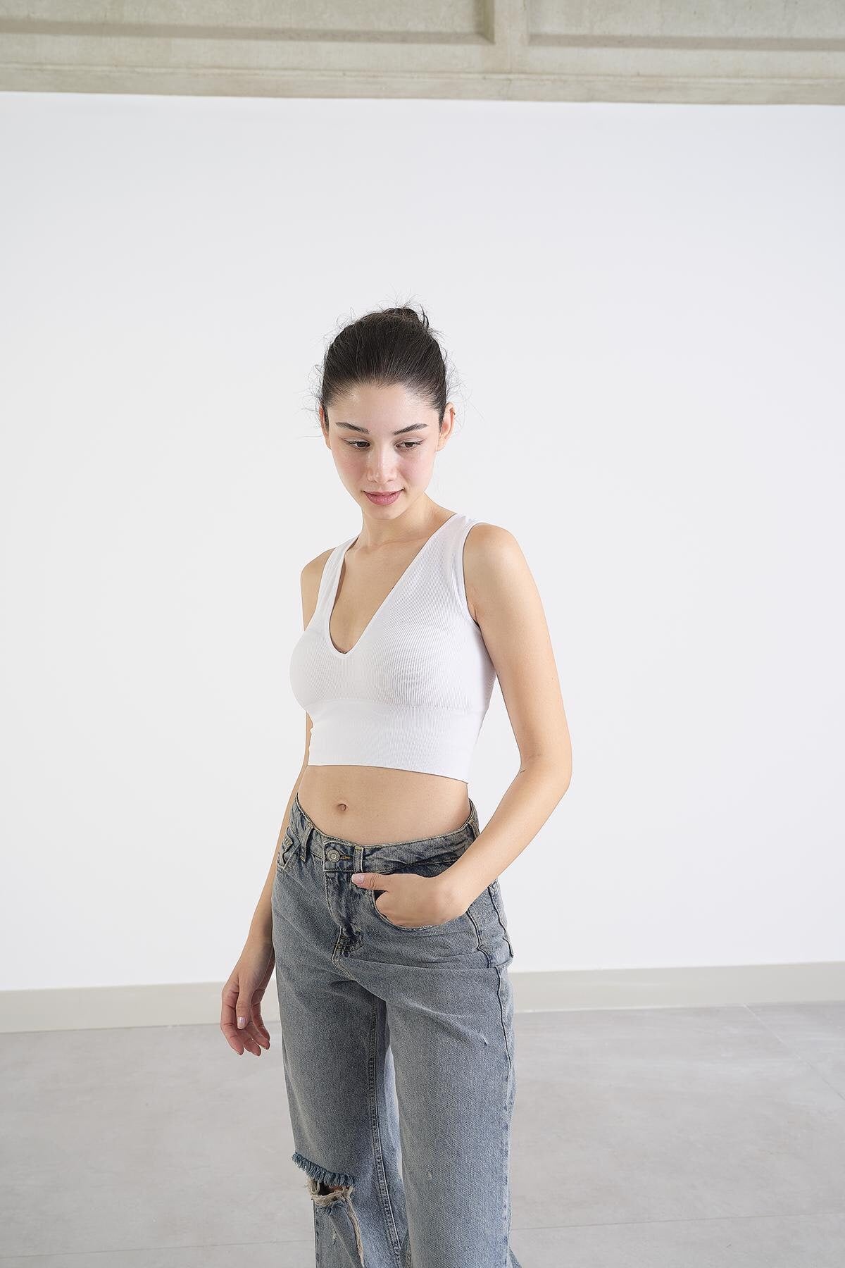 White_V-Neck-Thick-Strapped-Seamless-Crop-addax